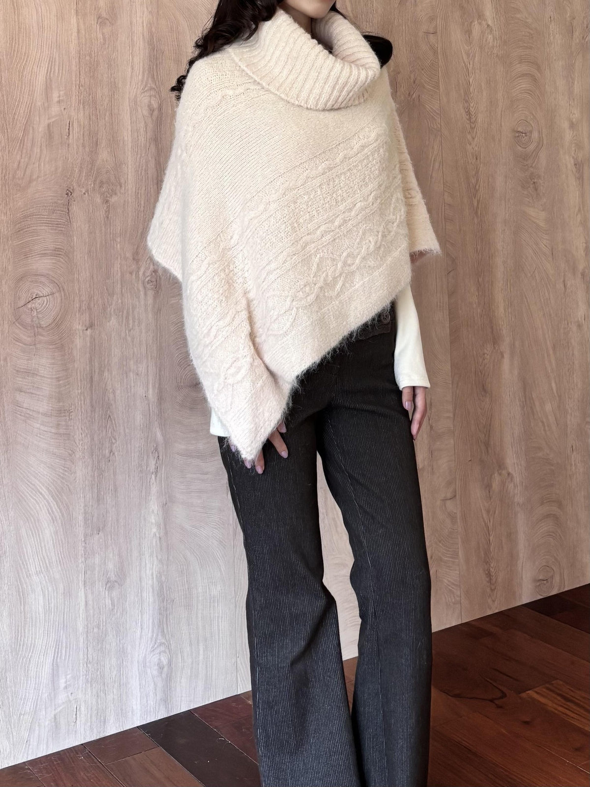 Wet Tail Three Tone Cloak Wool Blend Women&
