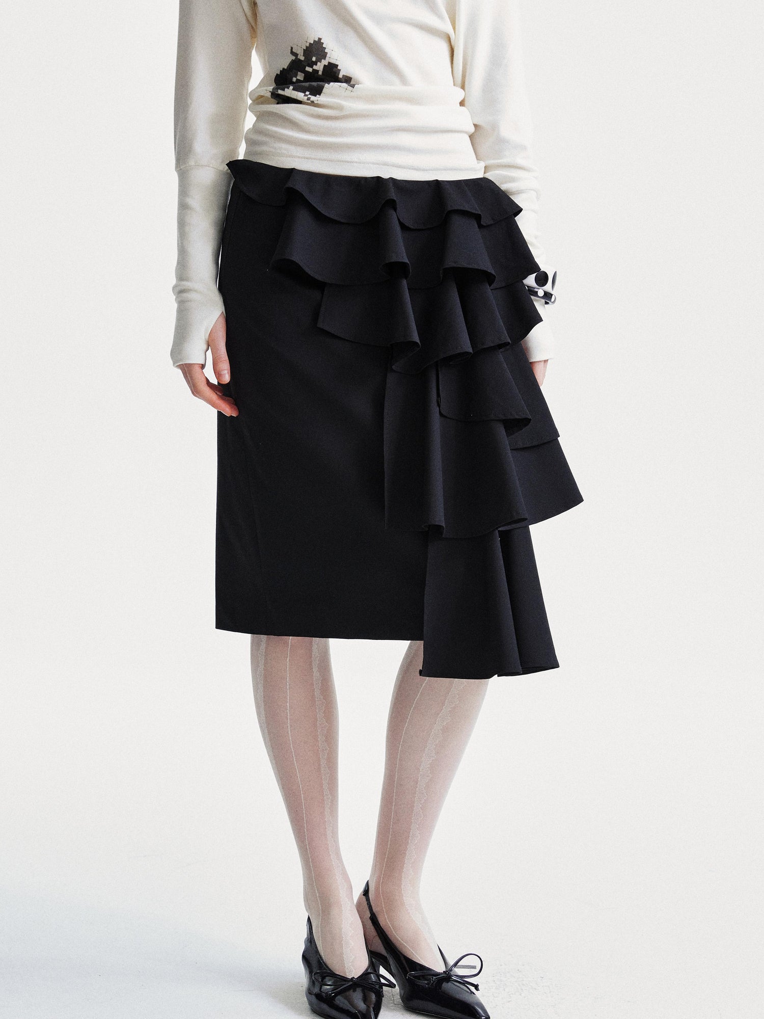 YOSHUYUKI Asymmetrical Lace Trim Black Straight Skirt
