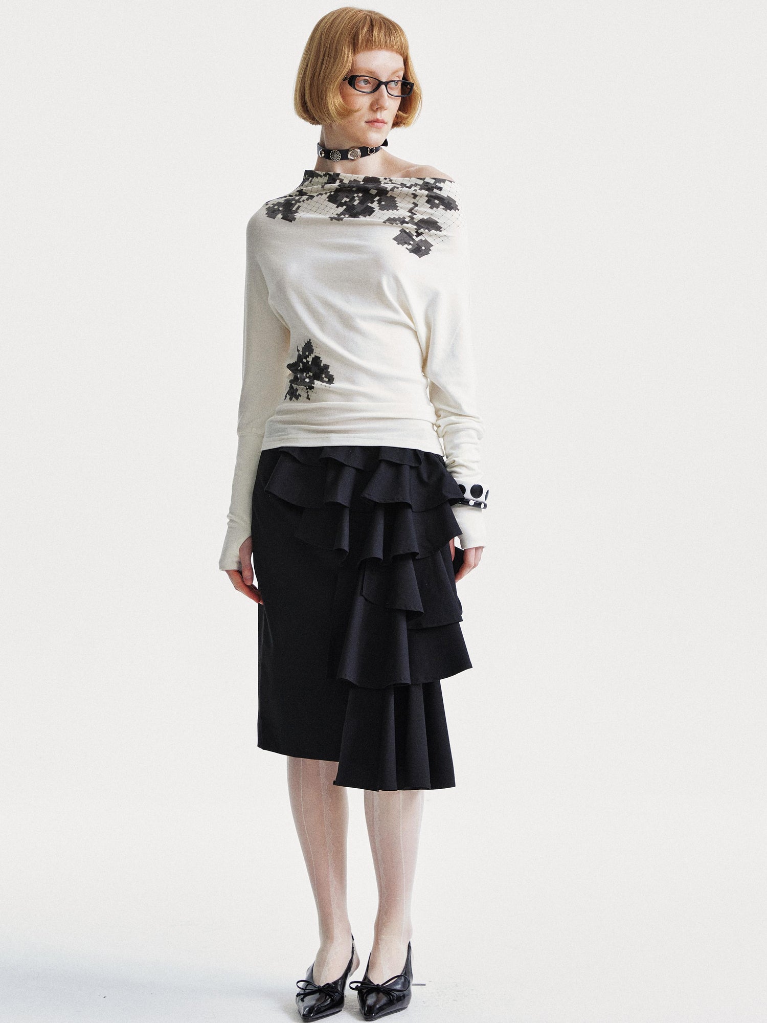 YOSHUYUKI Asymmetrical Lace Trim Black Straight Skirt