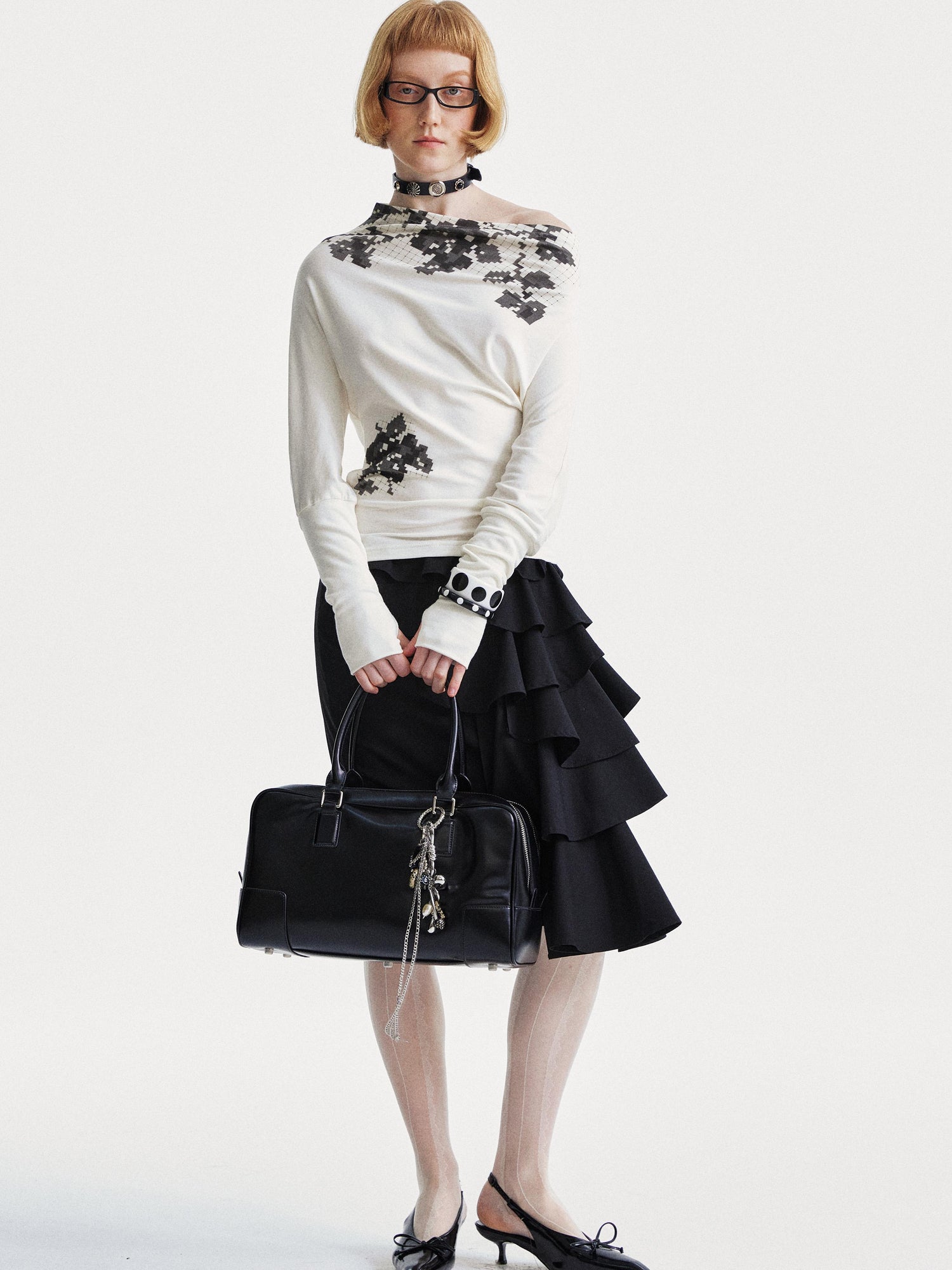YOSHUYUKI Asymmetrical Lace Trim Black Straight Skirt
