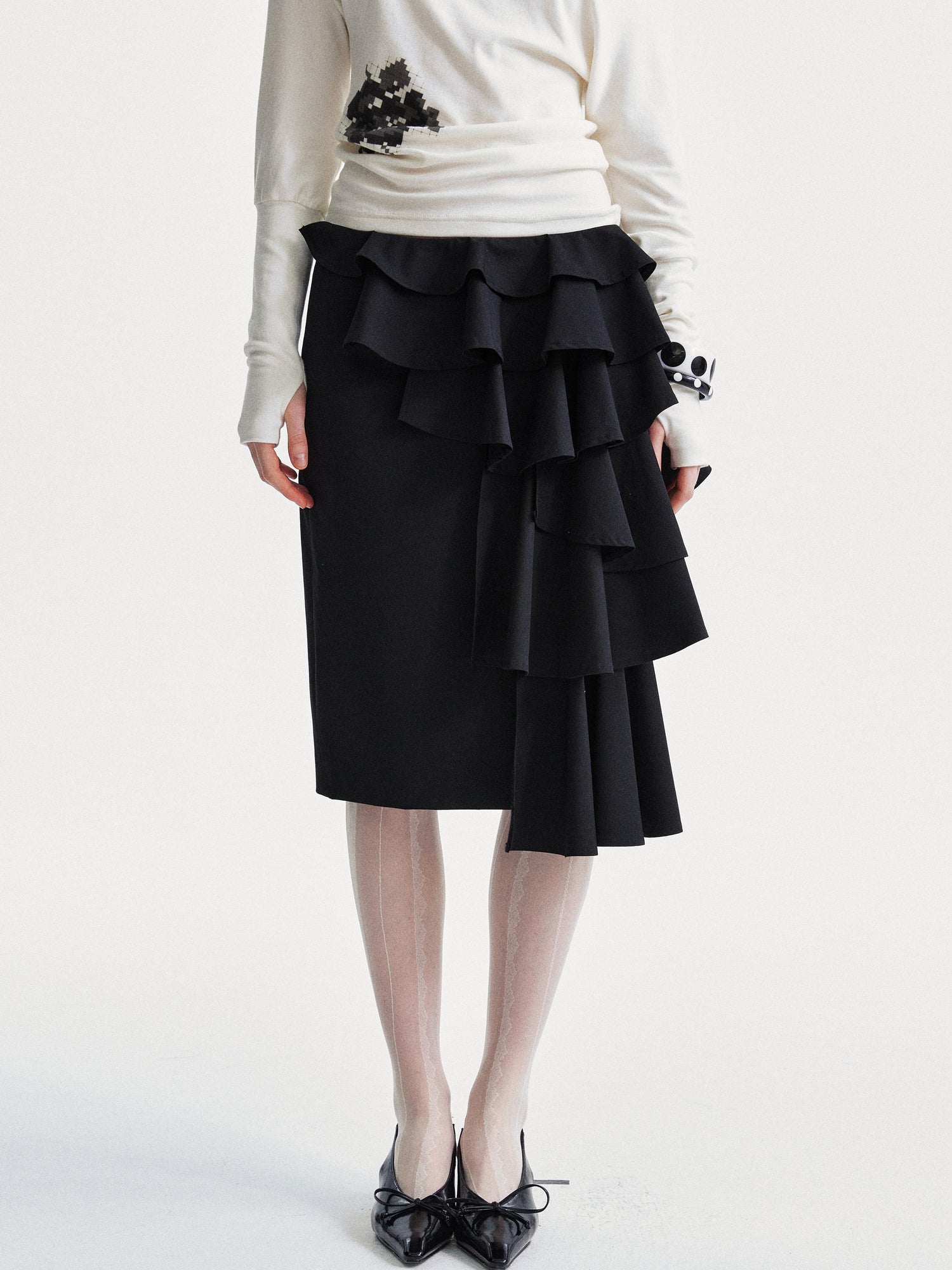YOSHUYUKI Asymmetrical Lace Trim Black Straight Skirt