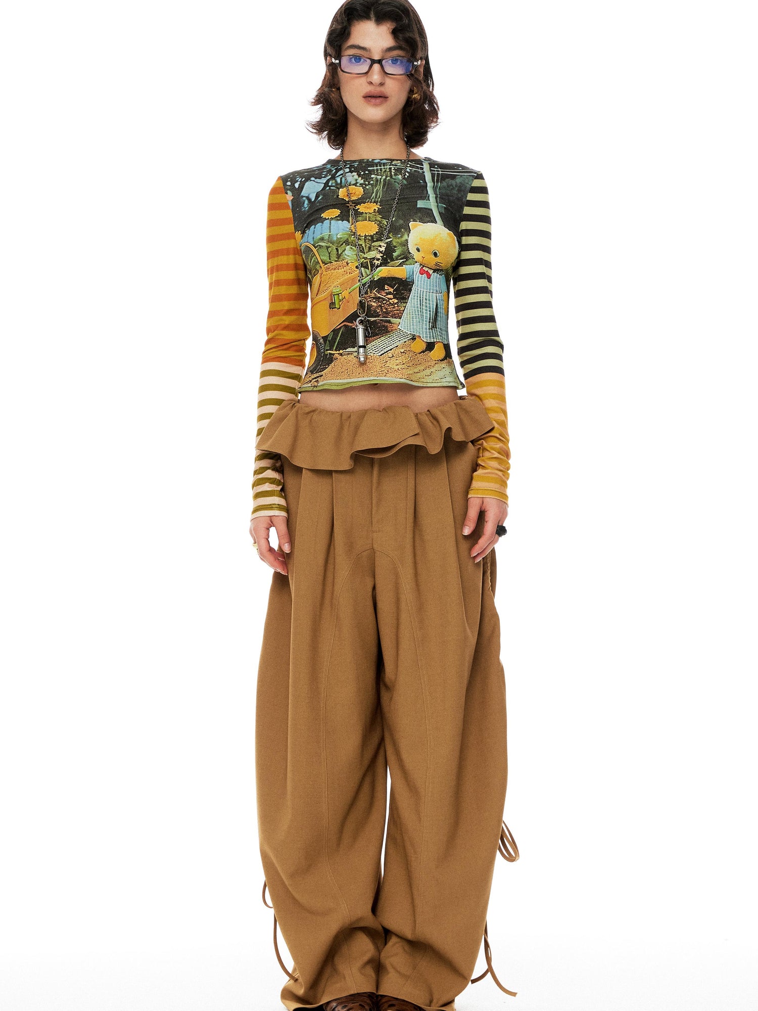 YOSHUYUKI Cat Garden Print Tee With Green Yellow Striped Sleeves V Neck T Shirt Long Sleeve