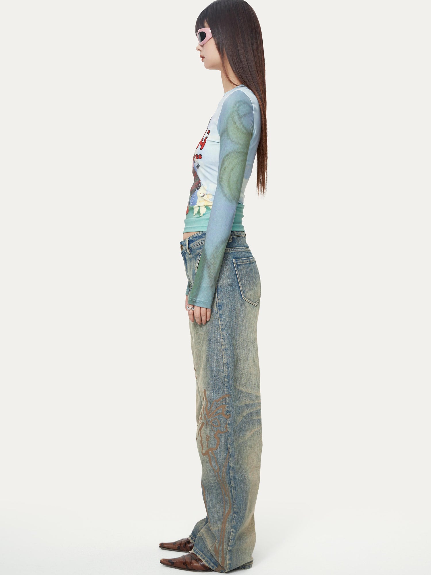 YOSHUYUKI Dancing Puppy Yoshuyuki Print Fitted Long Sleeve T Shirt