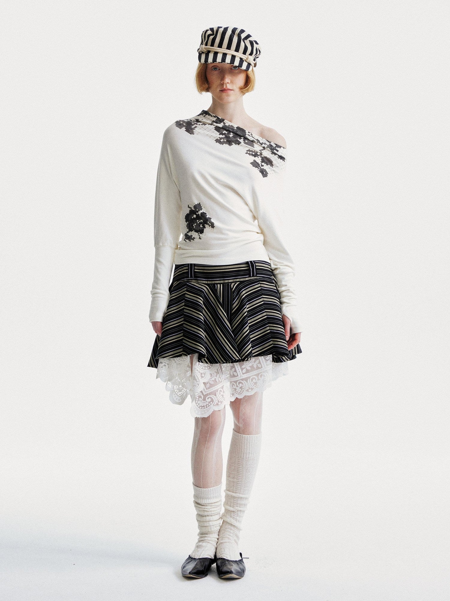 YOSHUYUKI Flattering Mid Waist Striped Retro Pleated Loose Fit Casual Mini Skirt