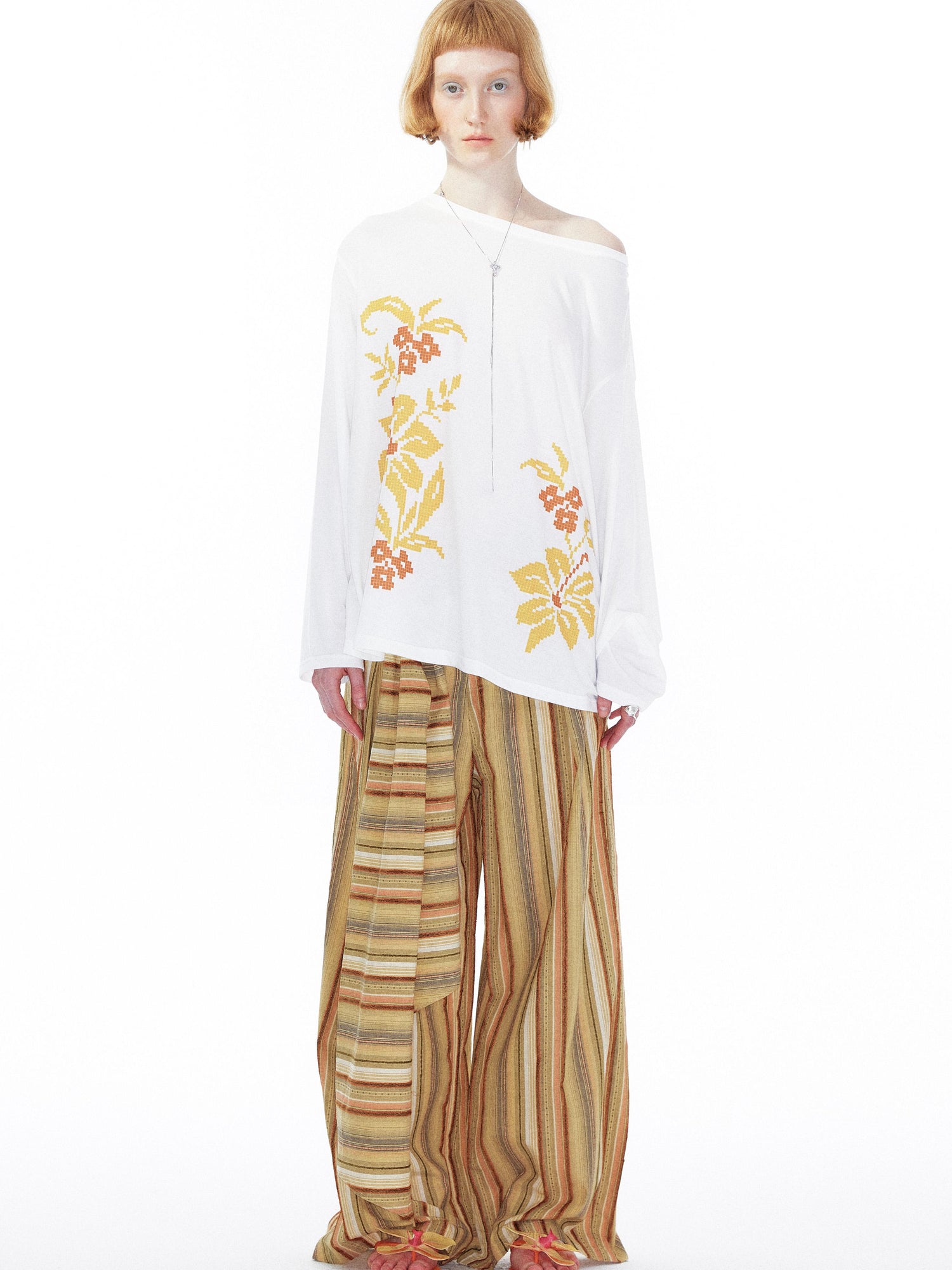 YOSHUYUKI Floral Print Off Shoulder Loose Long Sleeve Top