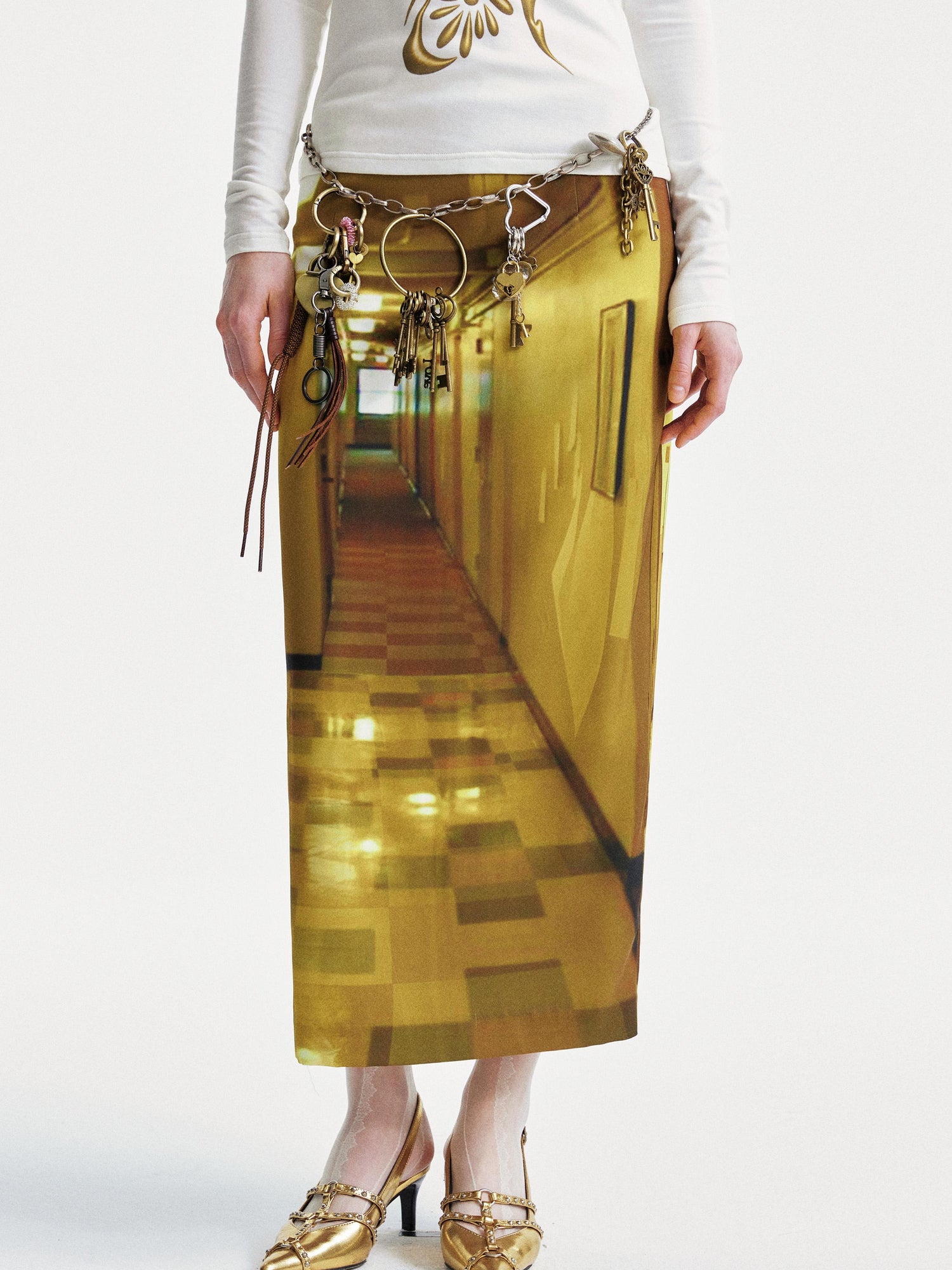 YOSHUYUKI Golden Corridor Print Low Waist Lace Skirt