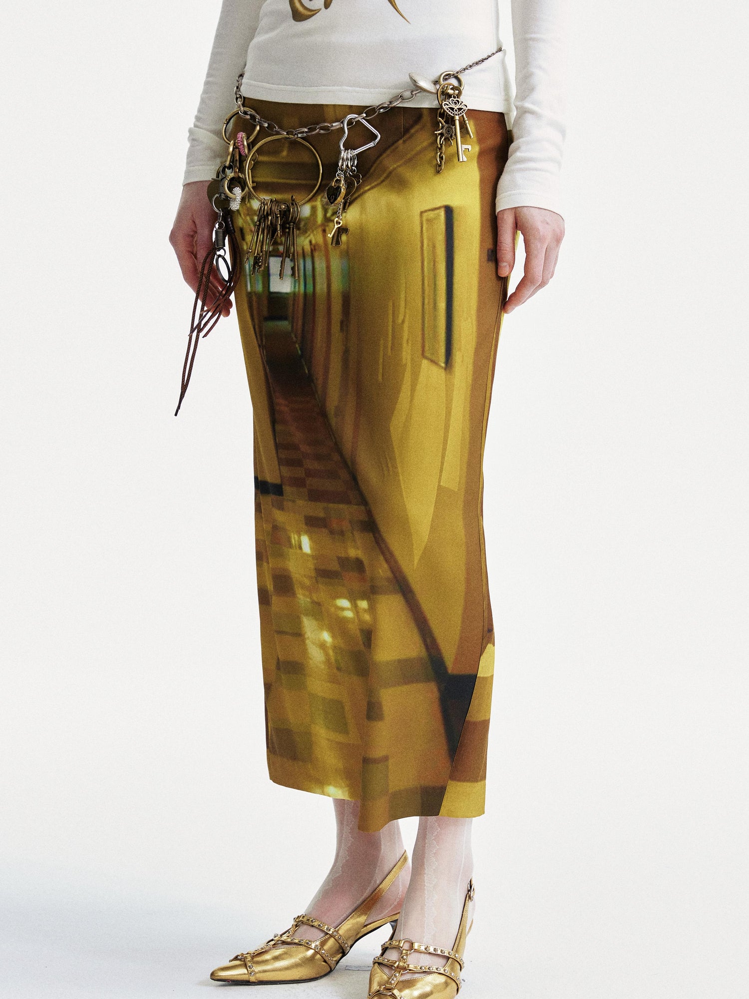 YOSHUYUKI Golden Corridor Print Low Waist Lace Skirt