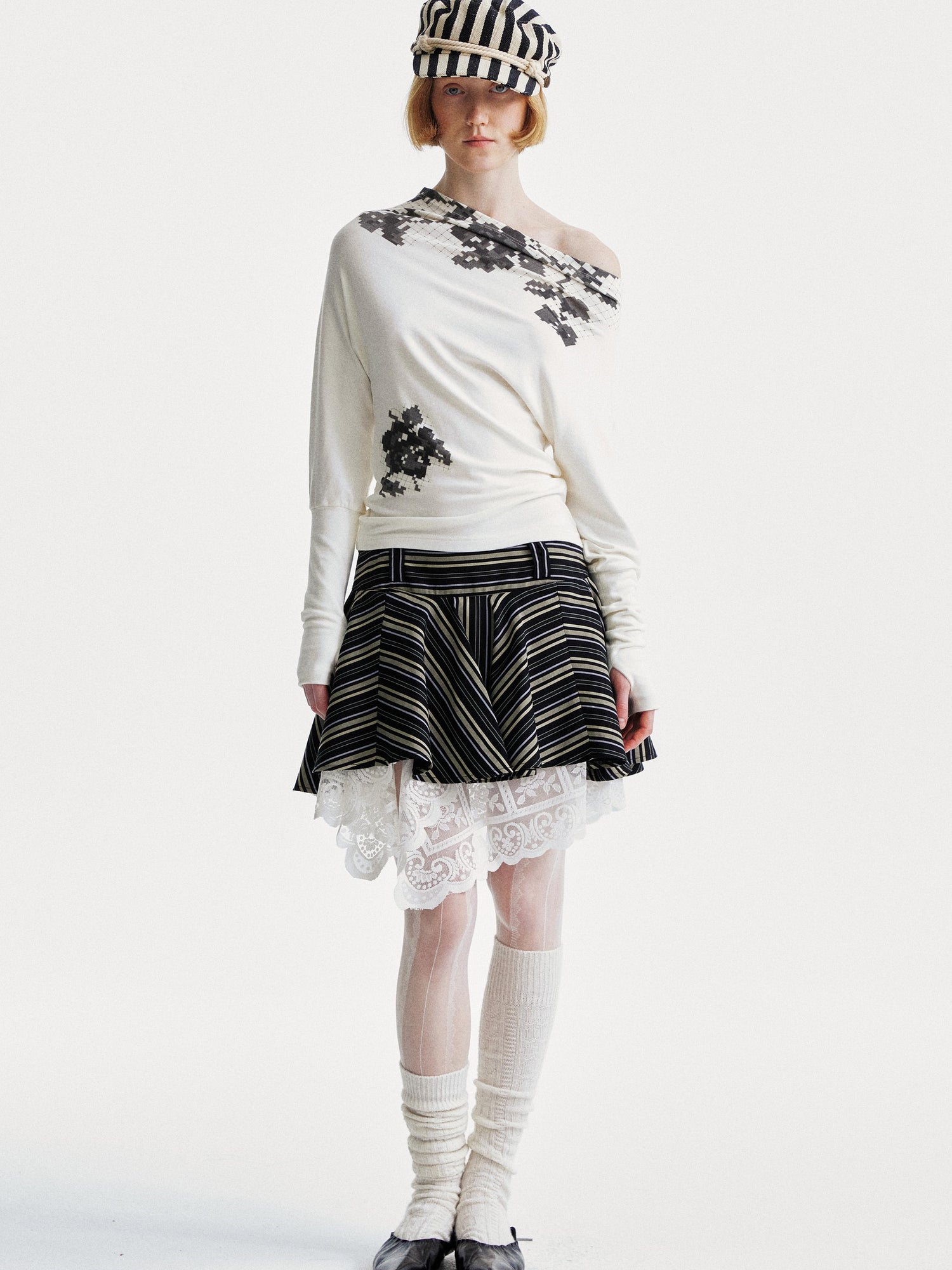 YOSHUYUKI Pixel Floral Off Shoulder Top
