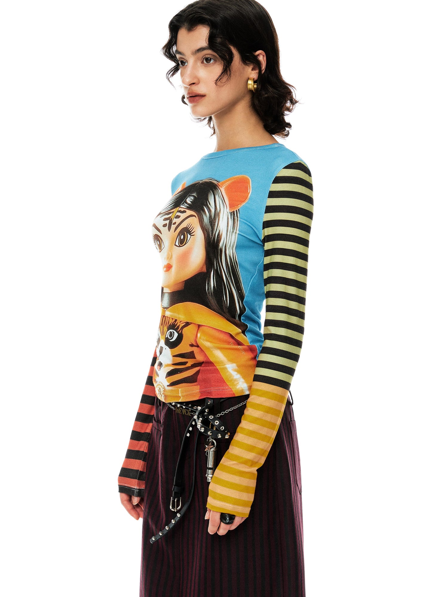 YOSHUYUKI Tiger Girl Print Striped Sleeve Round Neck Tee