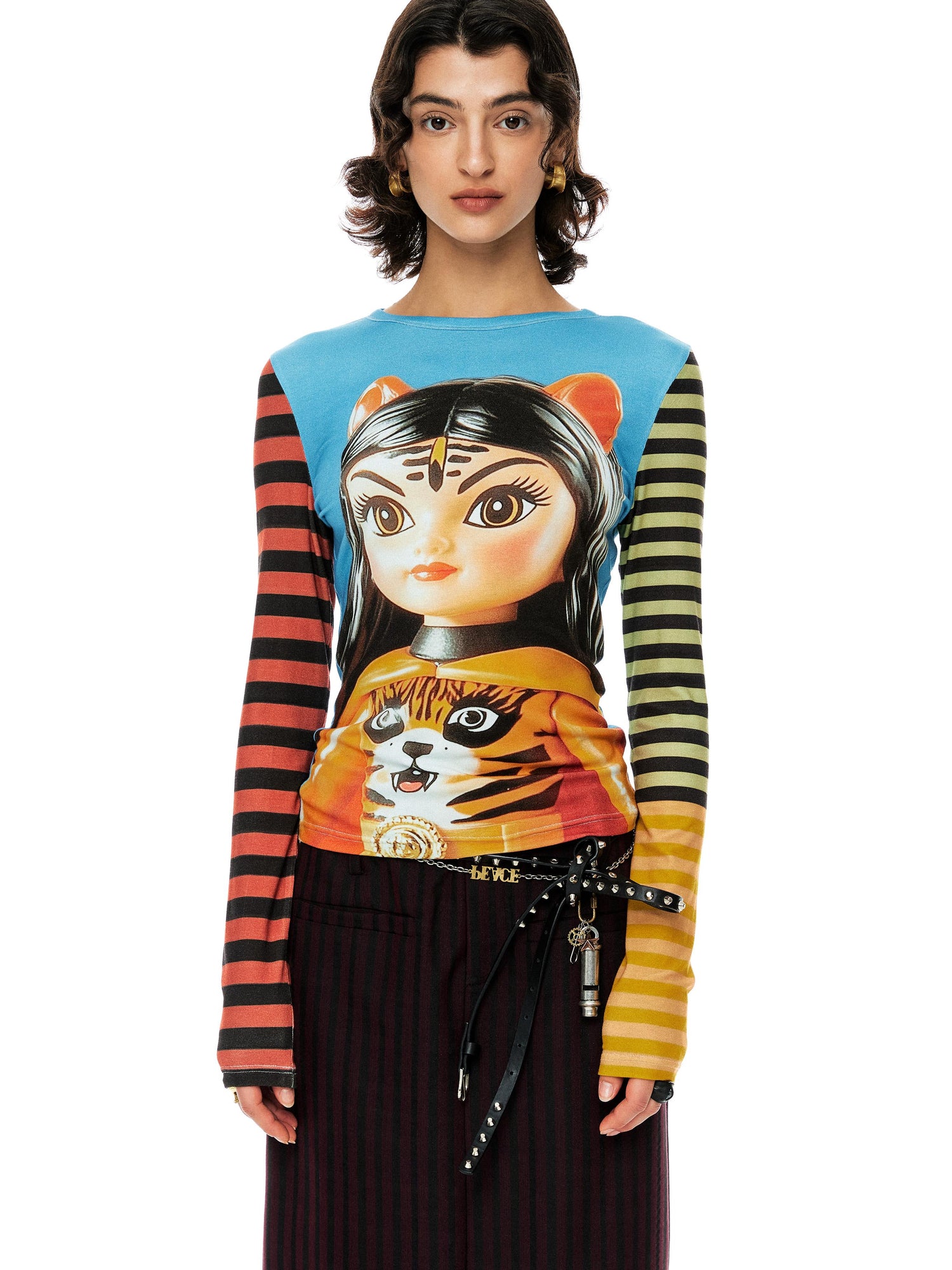 YOSHUYUKI Tiger Girl Print Striped Sleeve Round Neck Tee