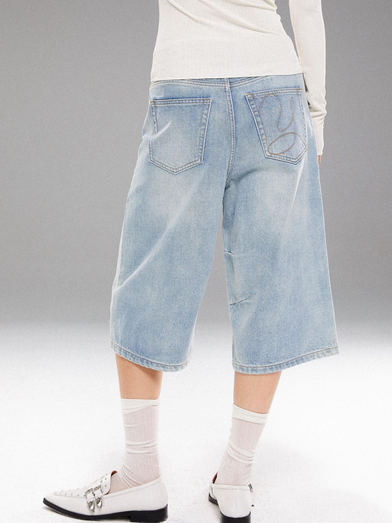 YOSHUYUKI Washed Blue Denim Mid Shorts With Metal Rivets