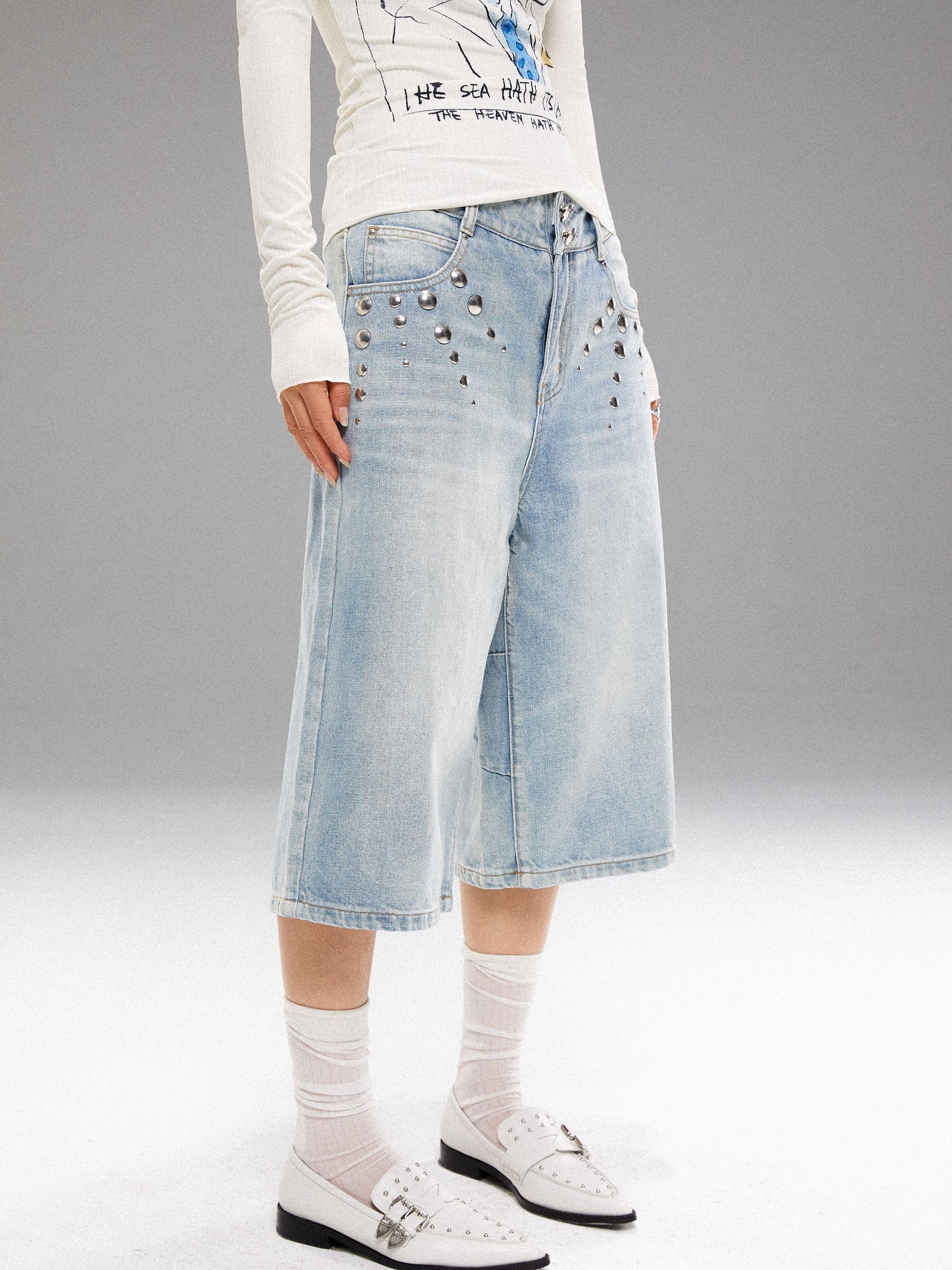 YOSHUYUKI Washed Blue Denim Mid Shorts With Metal Rivets