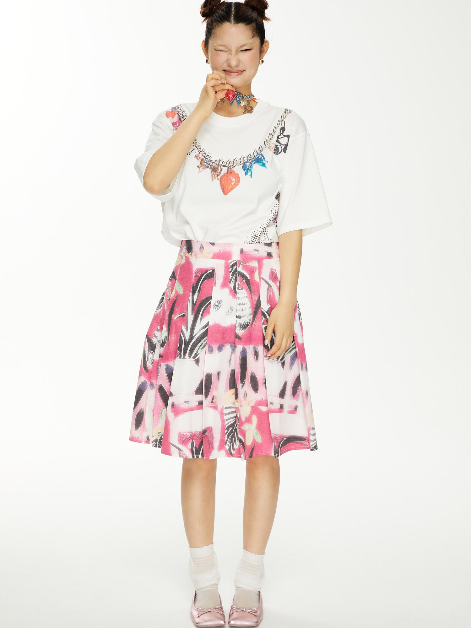 YOSHUYUKI s Strawberry Bow Print Oversized T Shirt