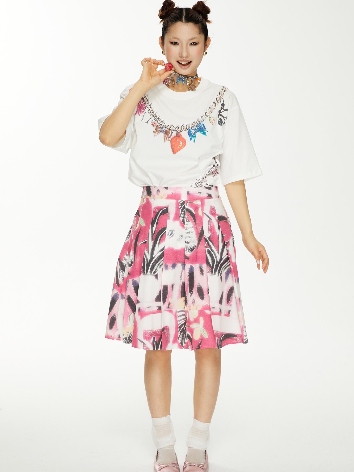 YOSHUYUKI s Strawberry Bow Print Oversized T Shirt