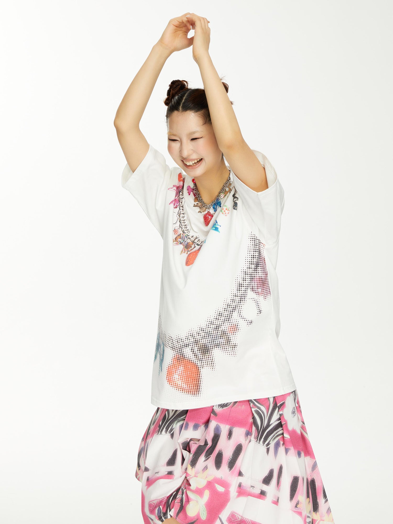 YOSHUYUKI s Strawberry Bow Print Oversized T Shirt