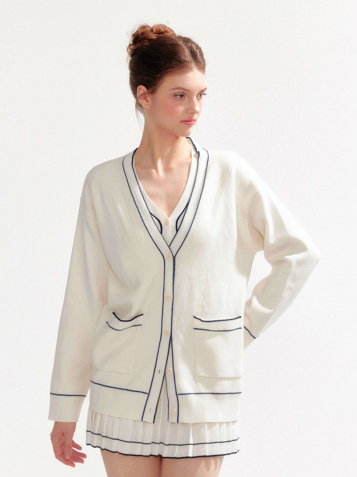 YZZI_HE_Contrast_Stitch_Trim_Color_Block_Women&