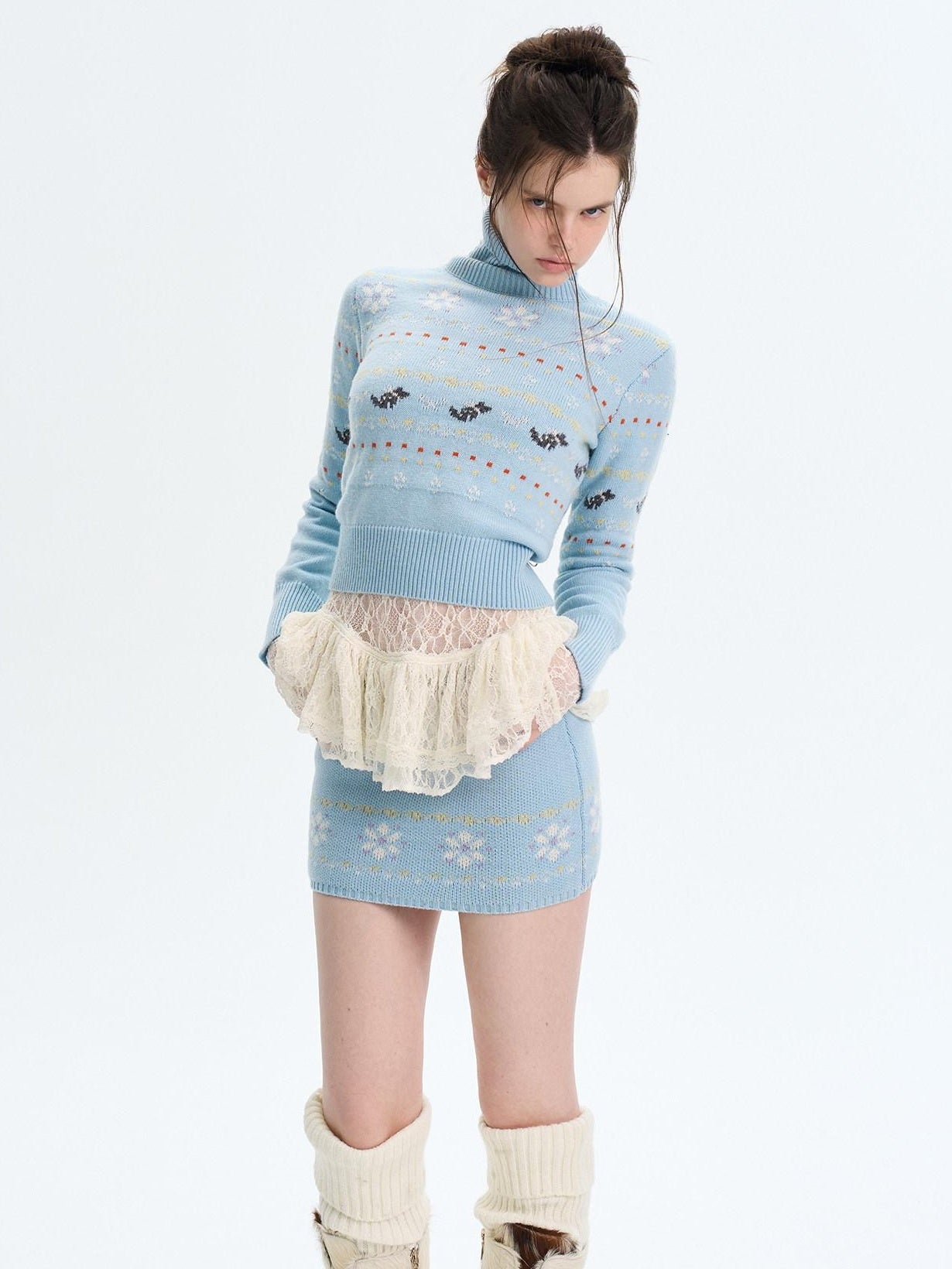 The NeverMore High Stretch Nylon Lace Vintage Slim Layered For Women Long Sleeve Crop Tops