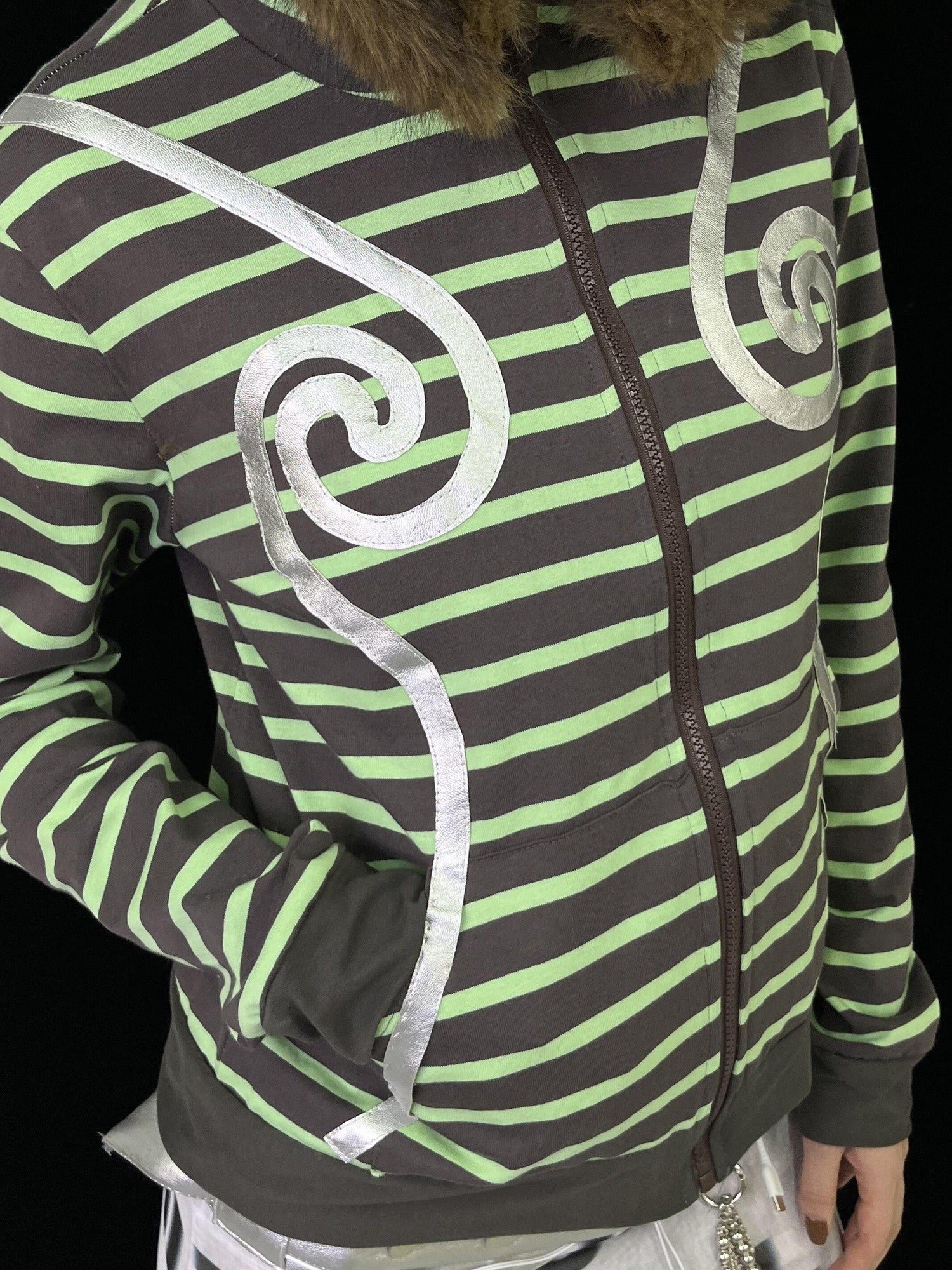 Ttsunami Silver Swirl Striped Fur Collar Zipper Slim Women&