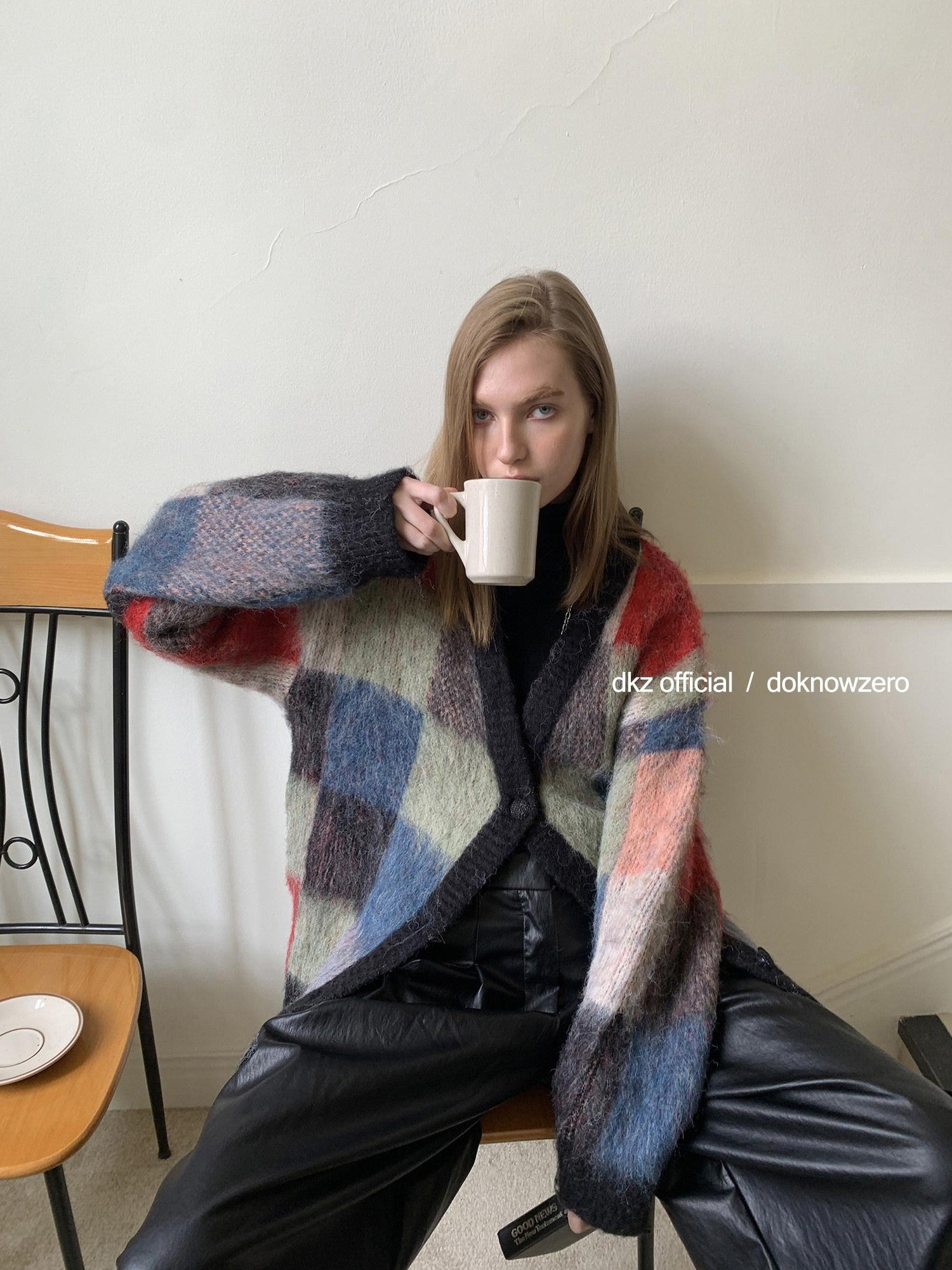 DKZ OFFICIAL Retro Colorful Plaid Knit Buttoned Loose Women&