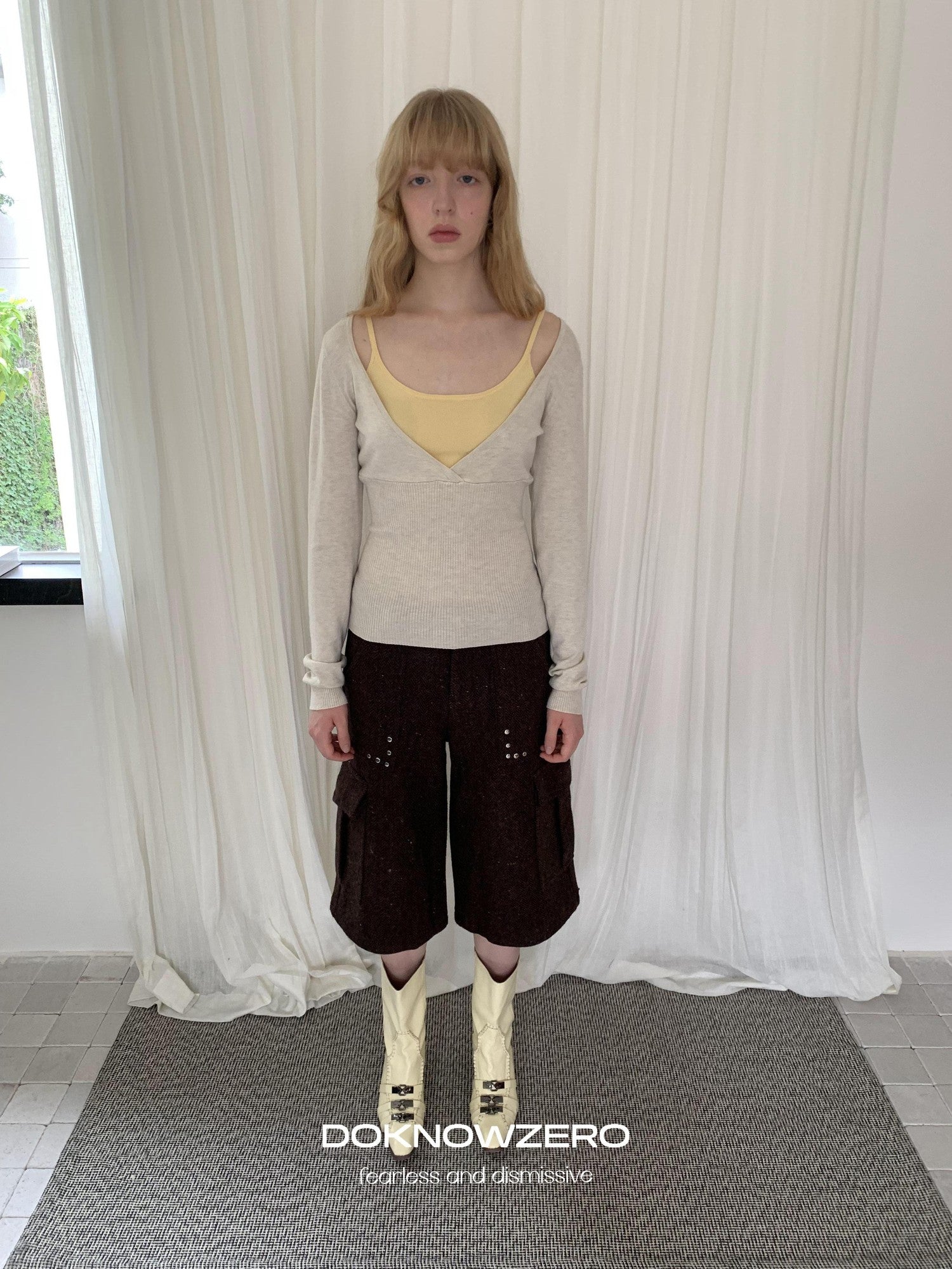 DKZ OFFICIAL V-neck Colorblock Faux Layered Women&