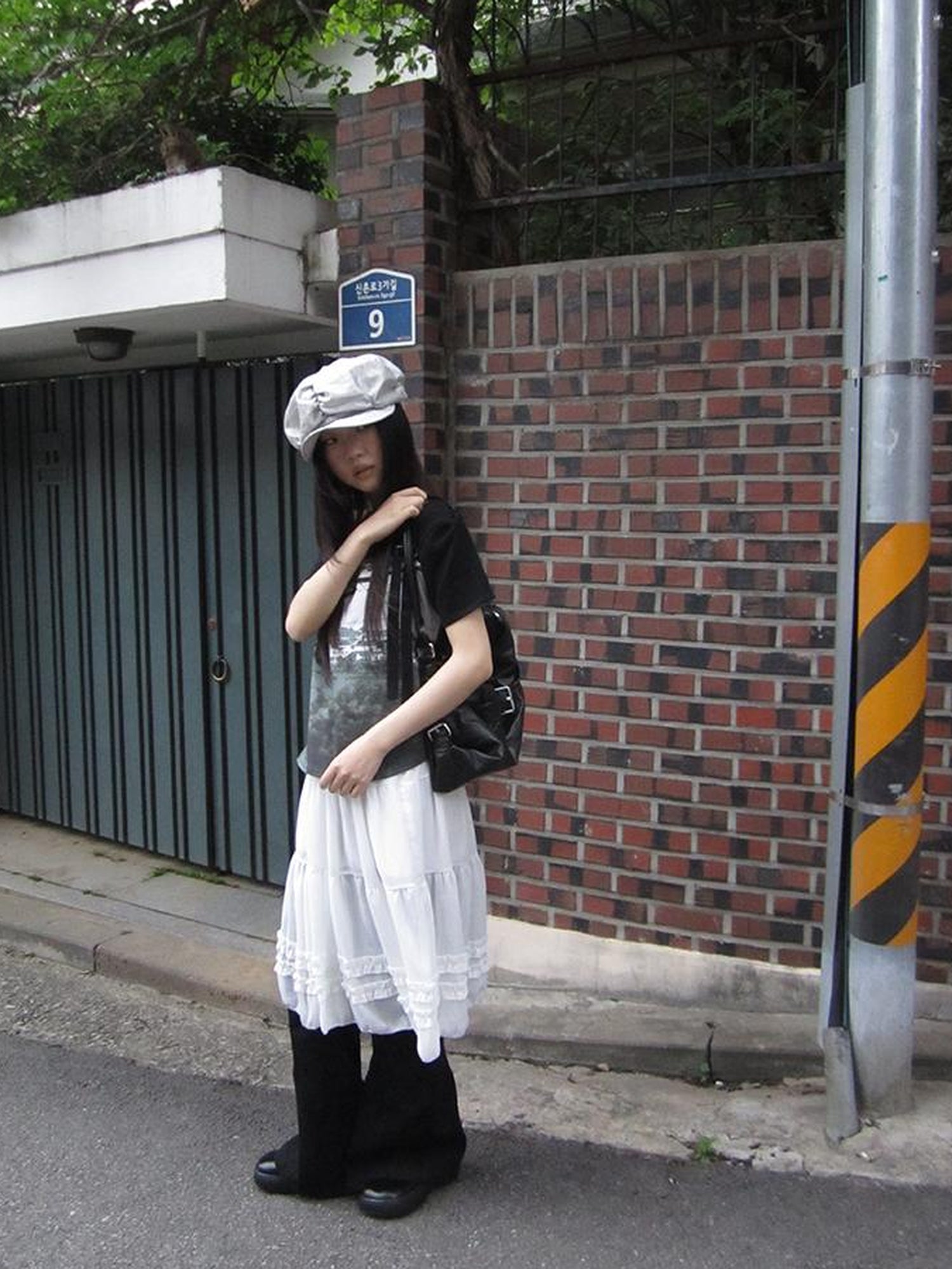 Updateang project Asymmetric Shoulder Color Block Print Tee