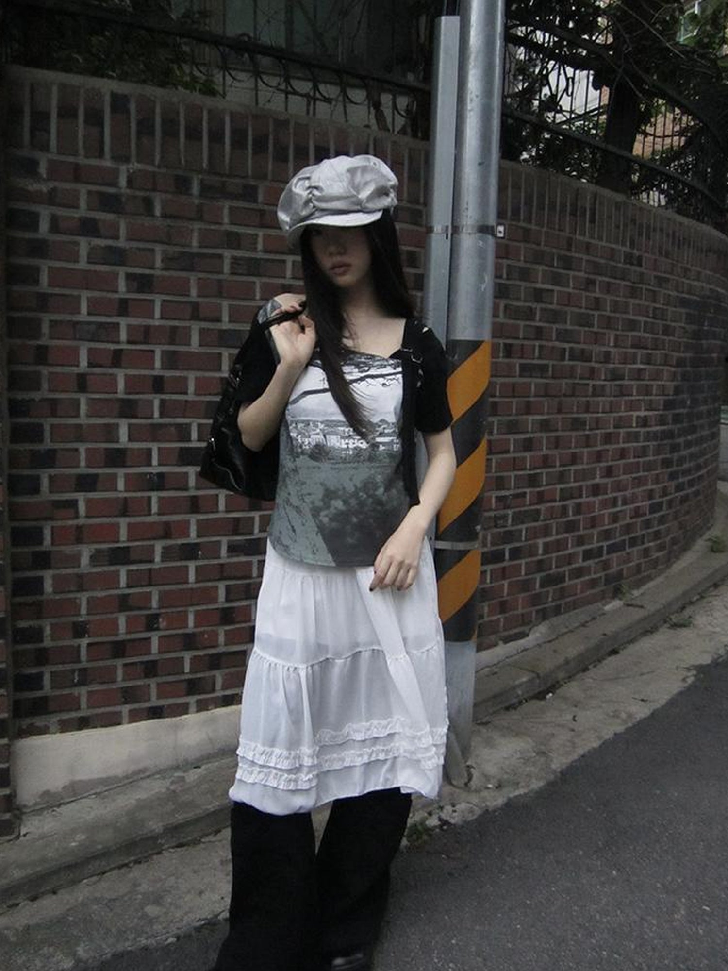 Updateang project Asymmetric Shoulder Color Block Print Tee