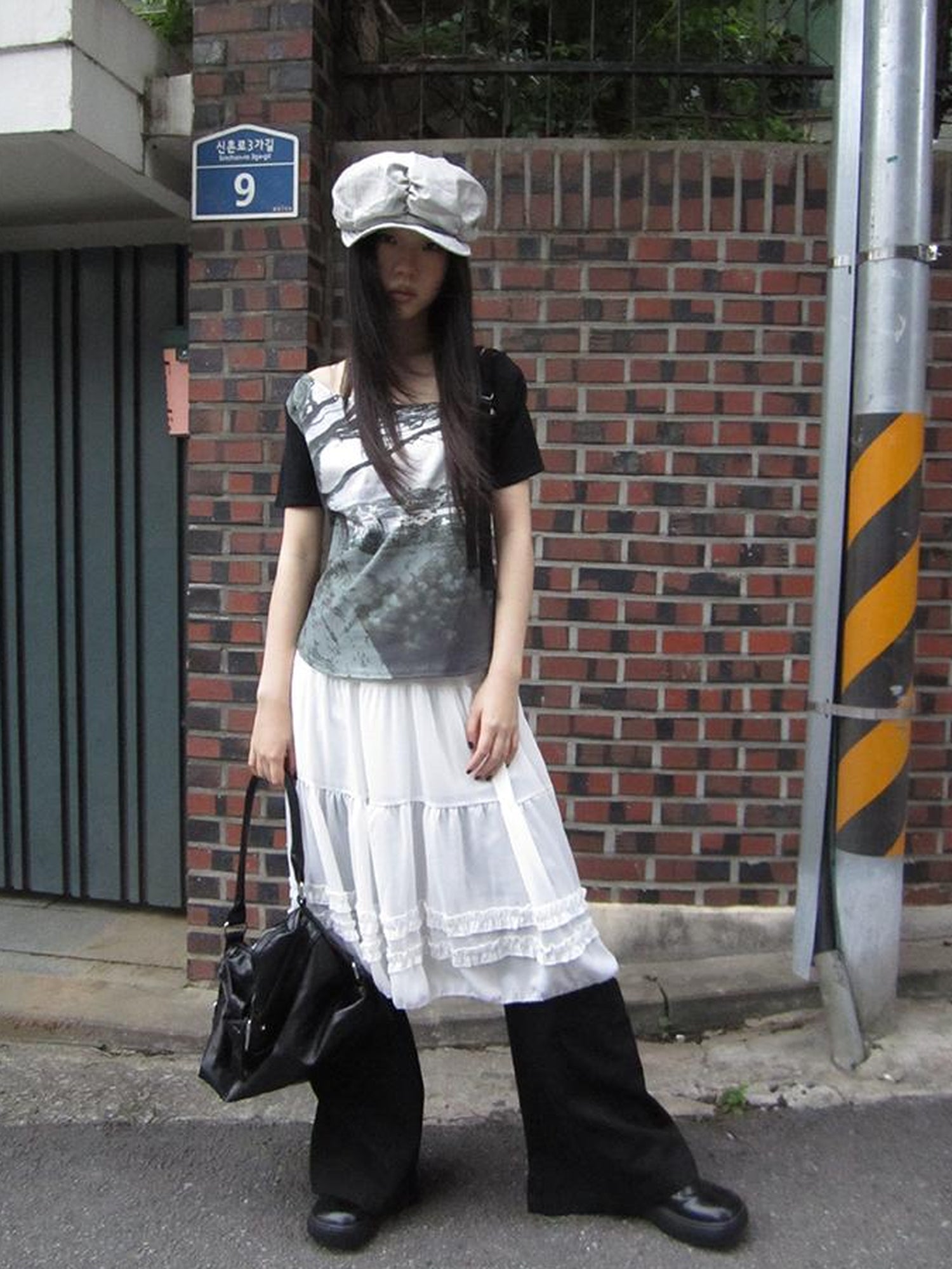 Updateang project Asymmetric Shoulder Color Block Print Tee