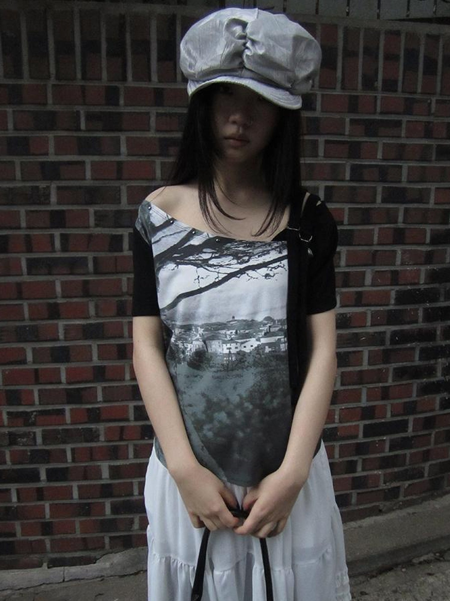 Updateang project Asymmetric Shoulder Color Block Print Tee