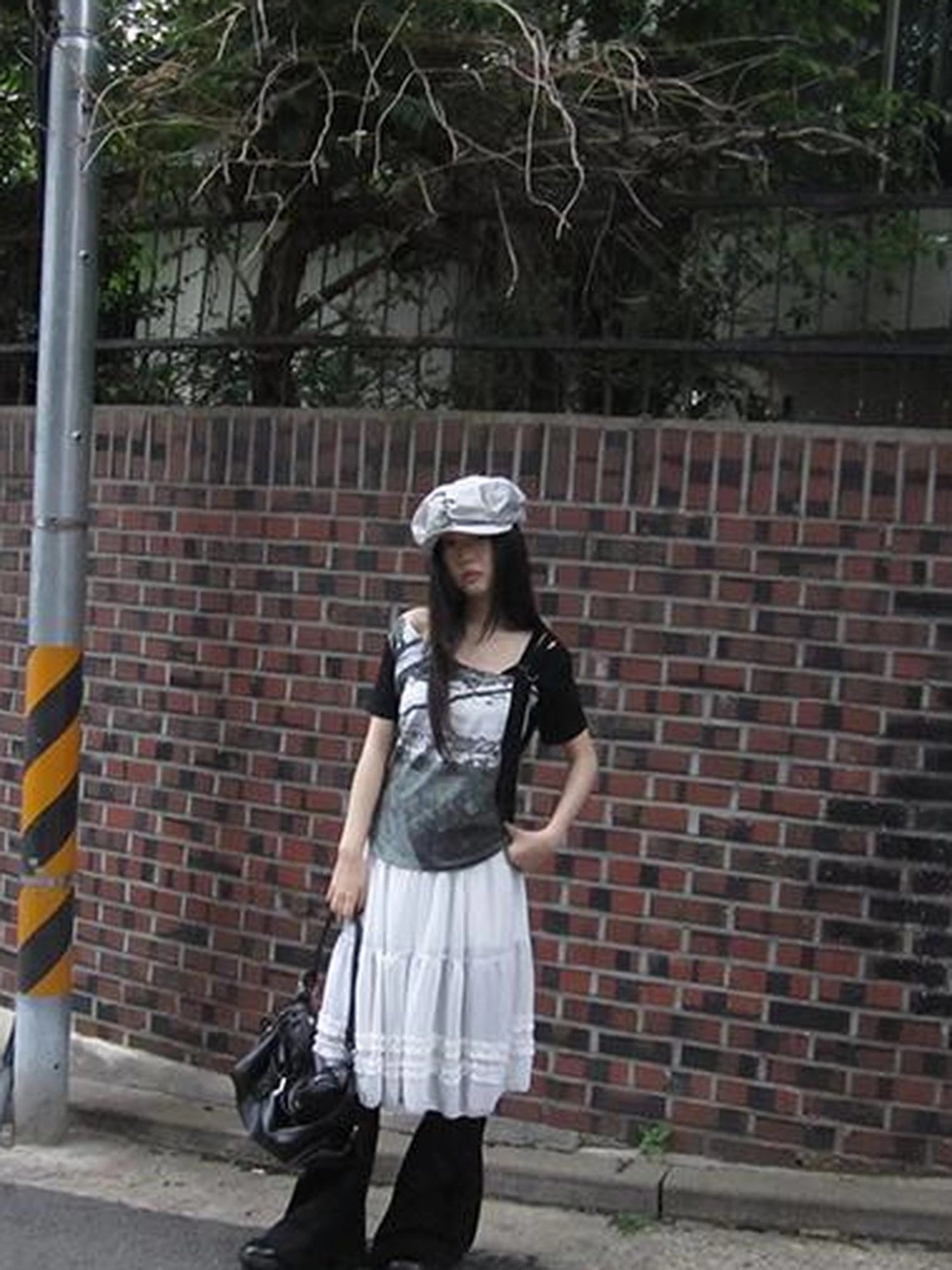 Asymmetric Shoulder Color Block Print Tee