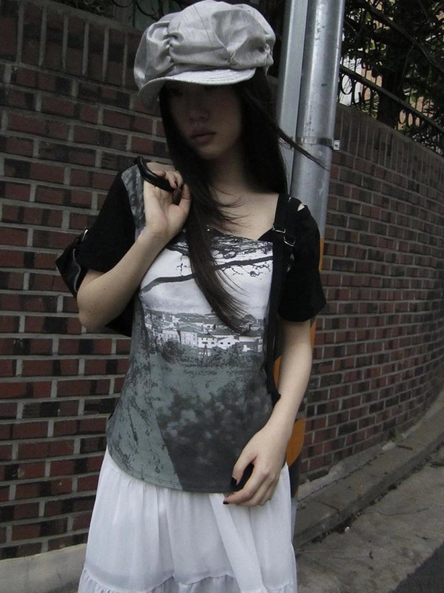 Asymmetric Shoulder Color Block Print Tee