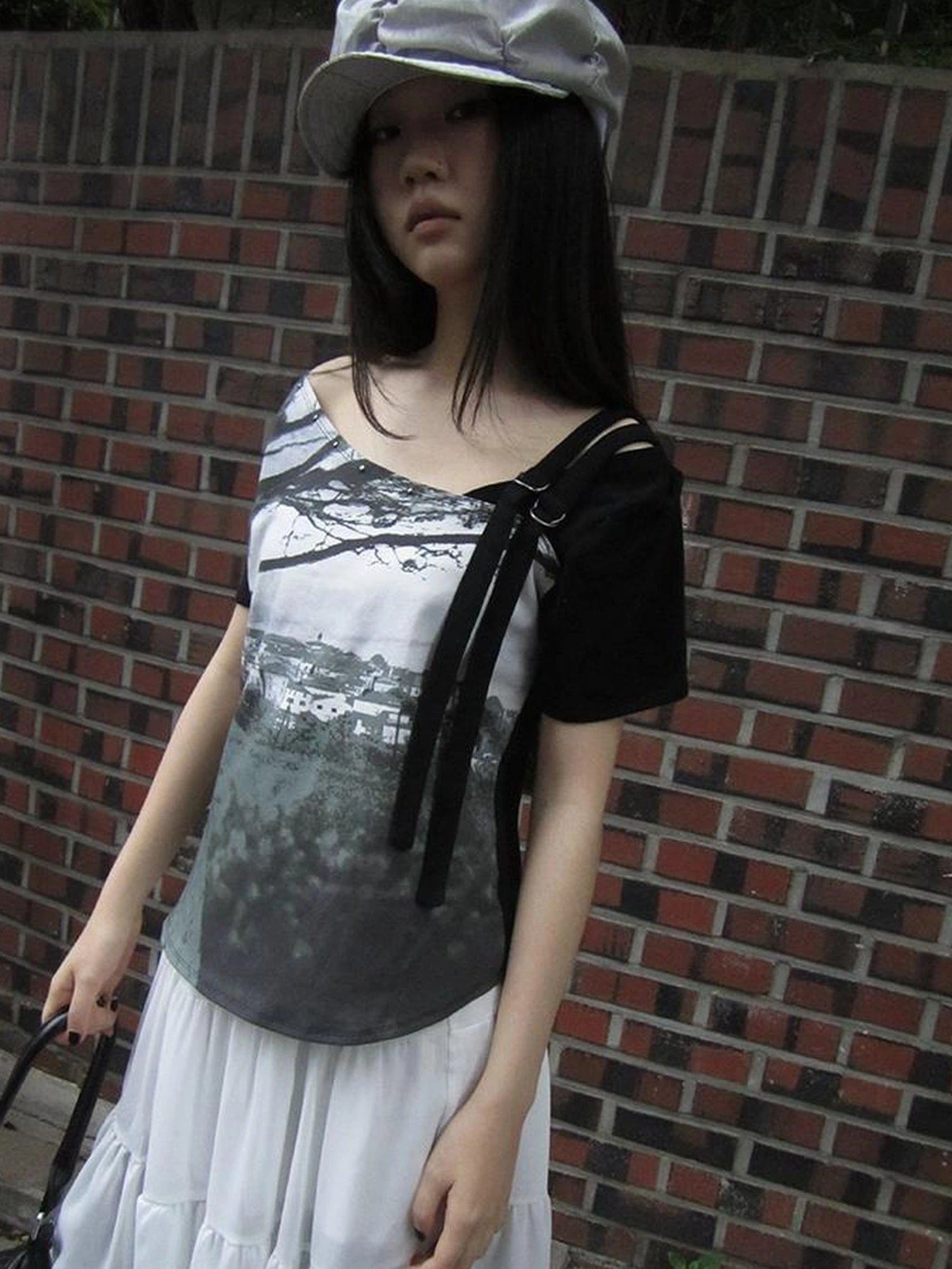 Asymmetric Shoulder Color Block Print Tee