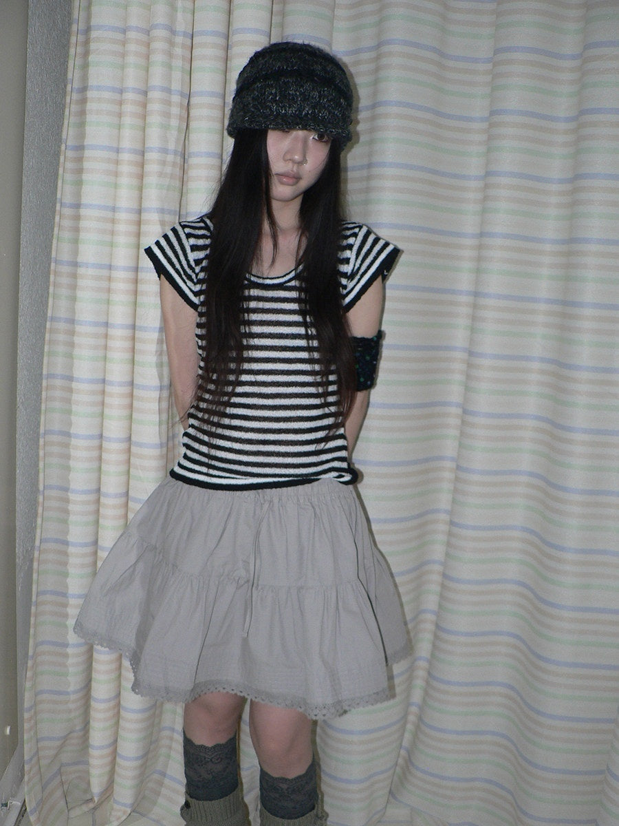 ang_project_Contrast_Striped_U_Neck_Flutter_Sleeve_Women&