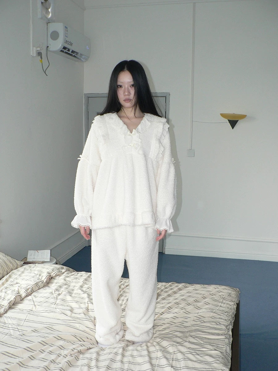 ang project Cozy Coral Fleece Loose Fit V Neck Long Sleeve Women Home Beige Two Piece Suit