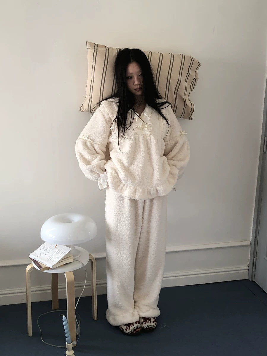 ang project Cozy Coral Fleece Loose Fit V Neck Long Sleeve Women Home Beige Two Piece Suit