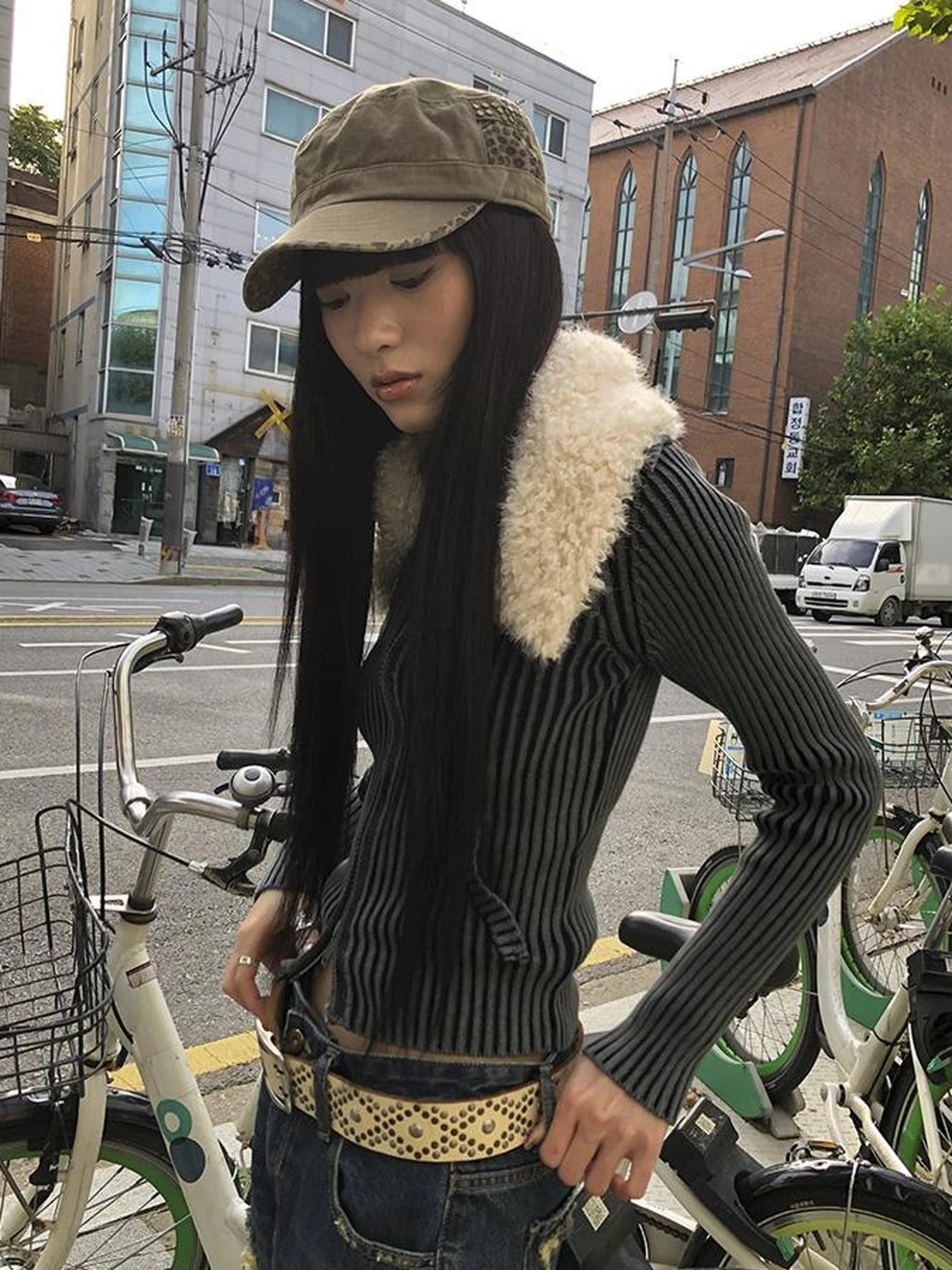 Detachable Faux Fur Collar Stretch Knit Zipper Sweater Coat