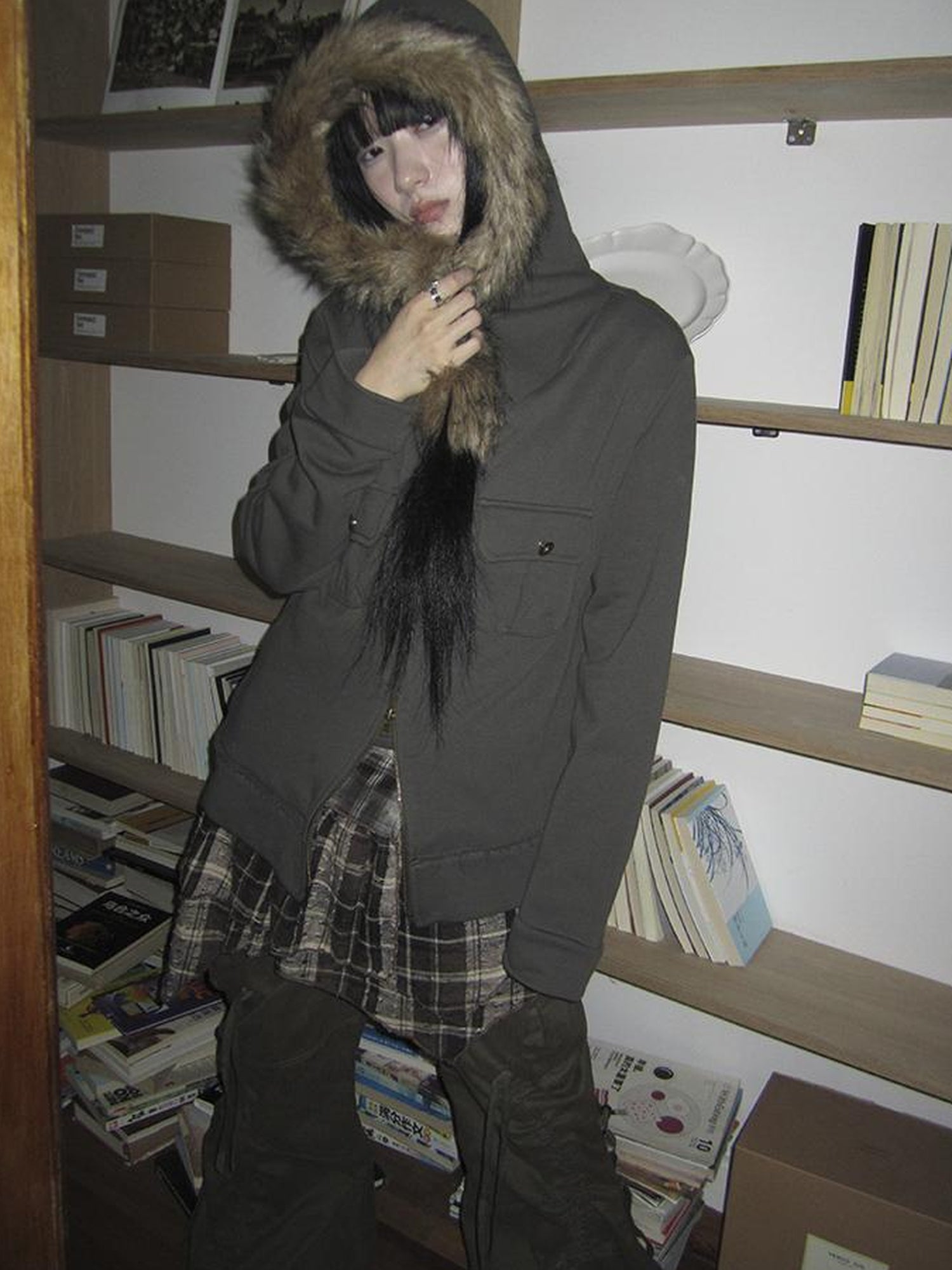 Updateang project Detachable Fur Hooded Fleece Sweatshirt With Pockets