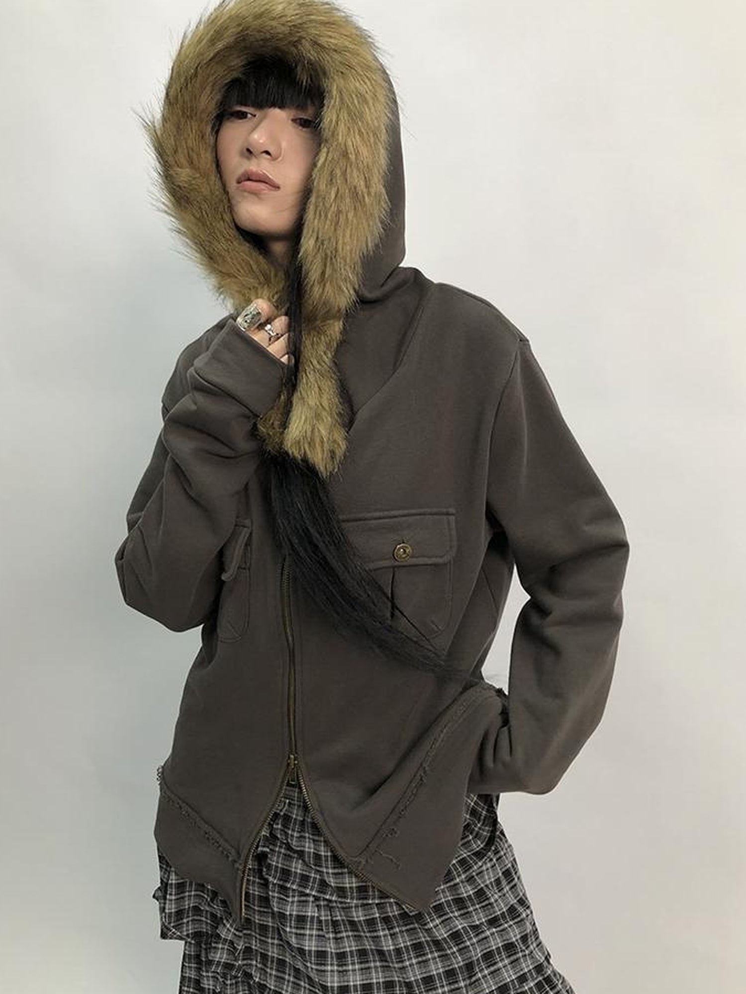 Updateang project Detachable Fur Hooded Fleece Sweatshirt With Pockets