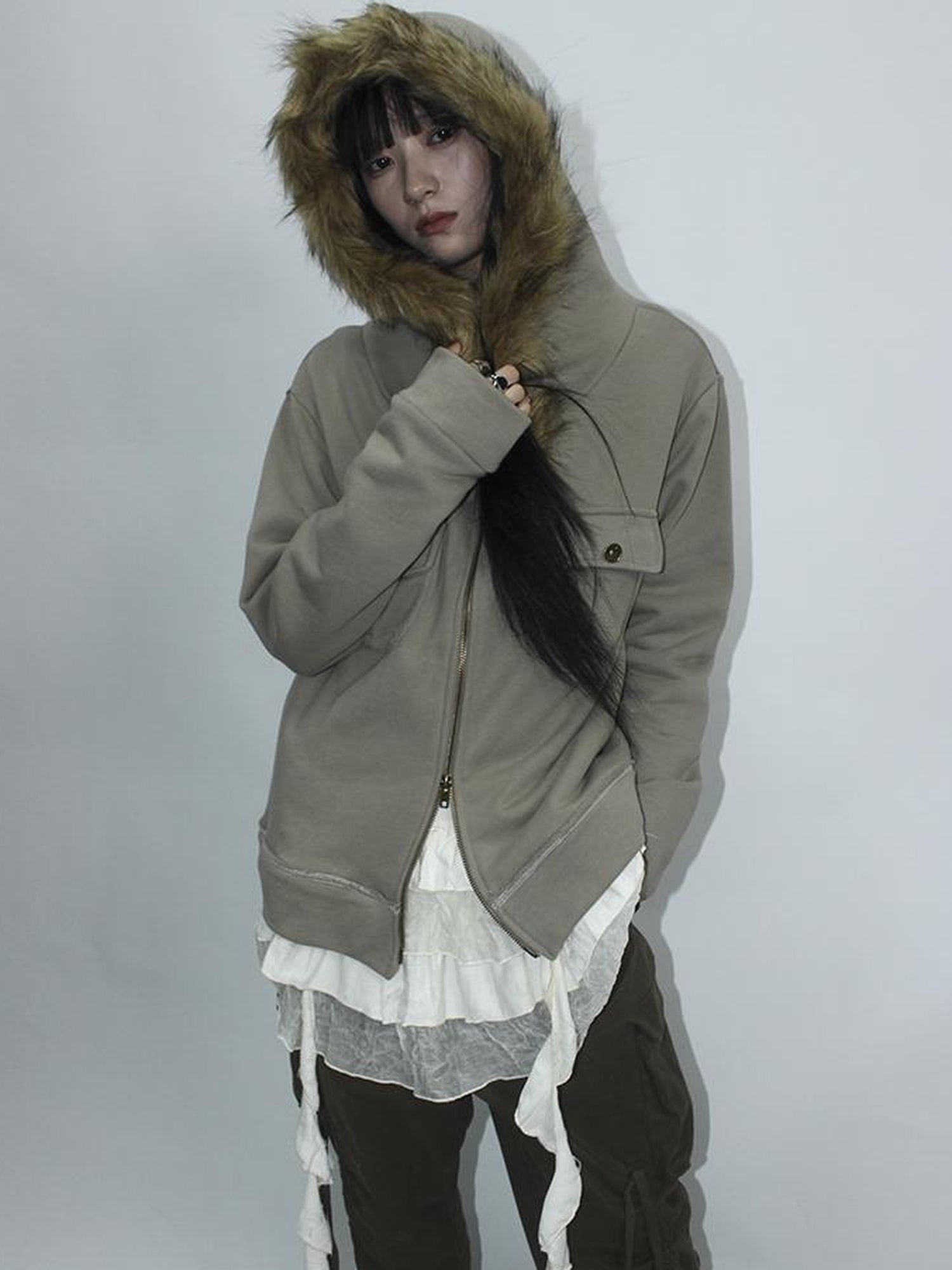 Updateang project Detachable Fur Hooded Fleece Sweatshirt With Pockets