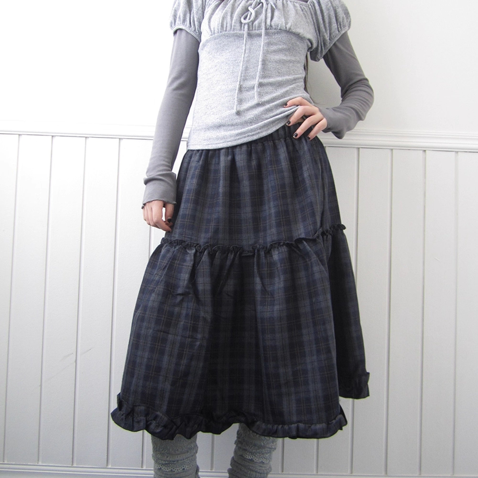ang_project_Floral_Lace_Trim_Plaid_Skirt_With_Elastic_Waist_MISSTT