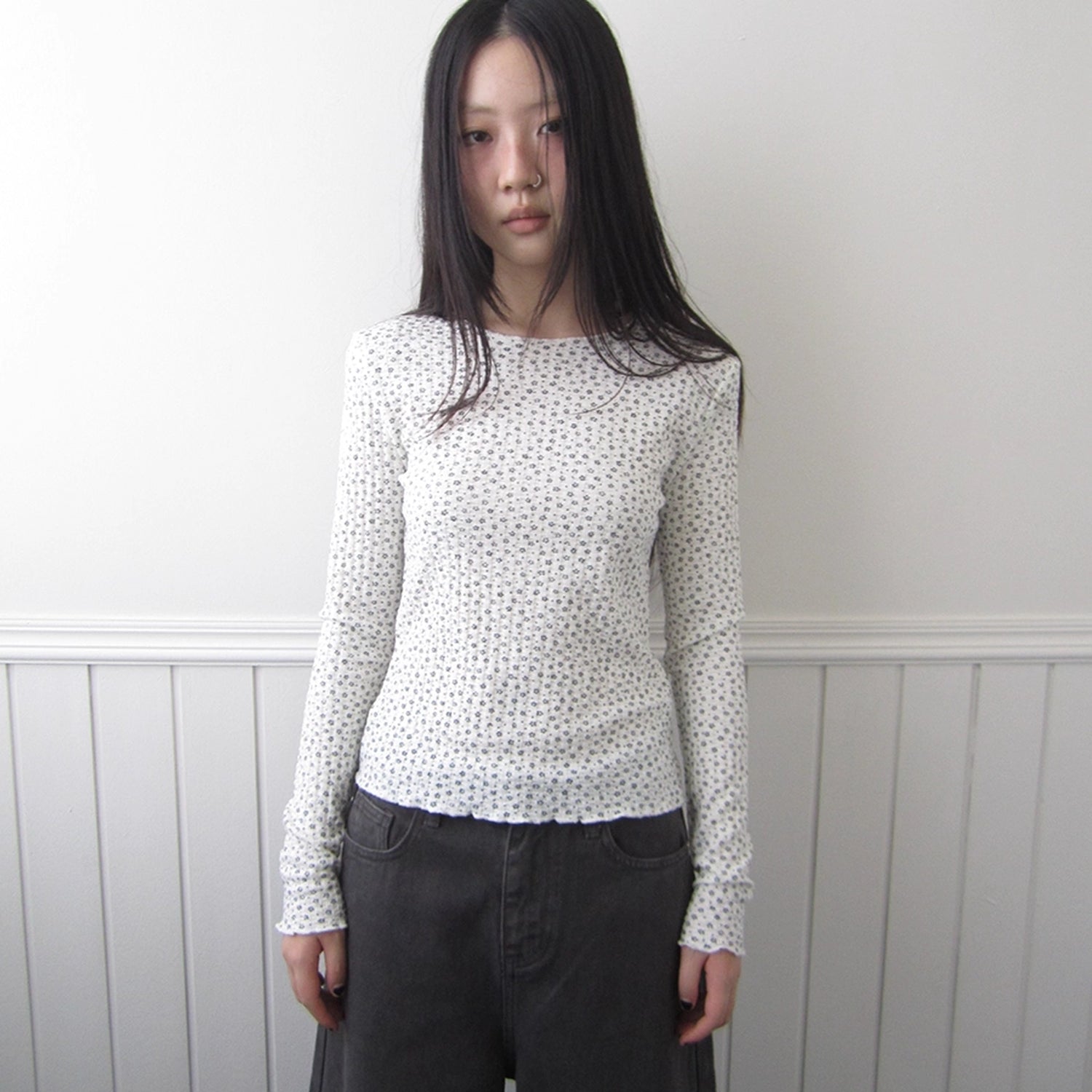 ang_project_Floral_Ruffle_Sleeve_Stretch_Top_MISSTT