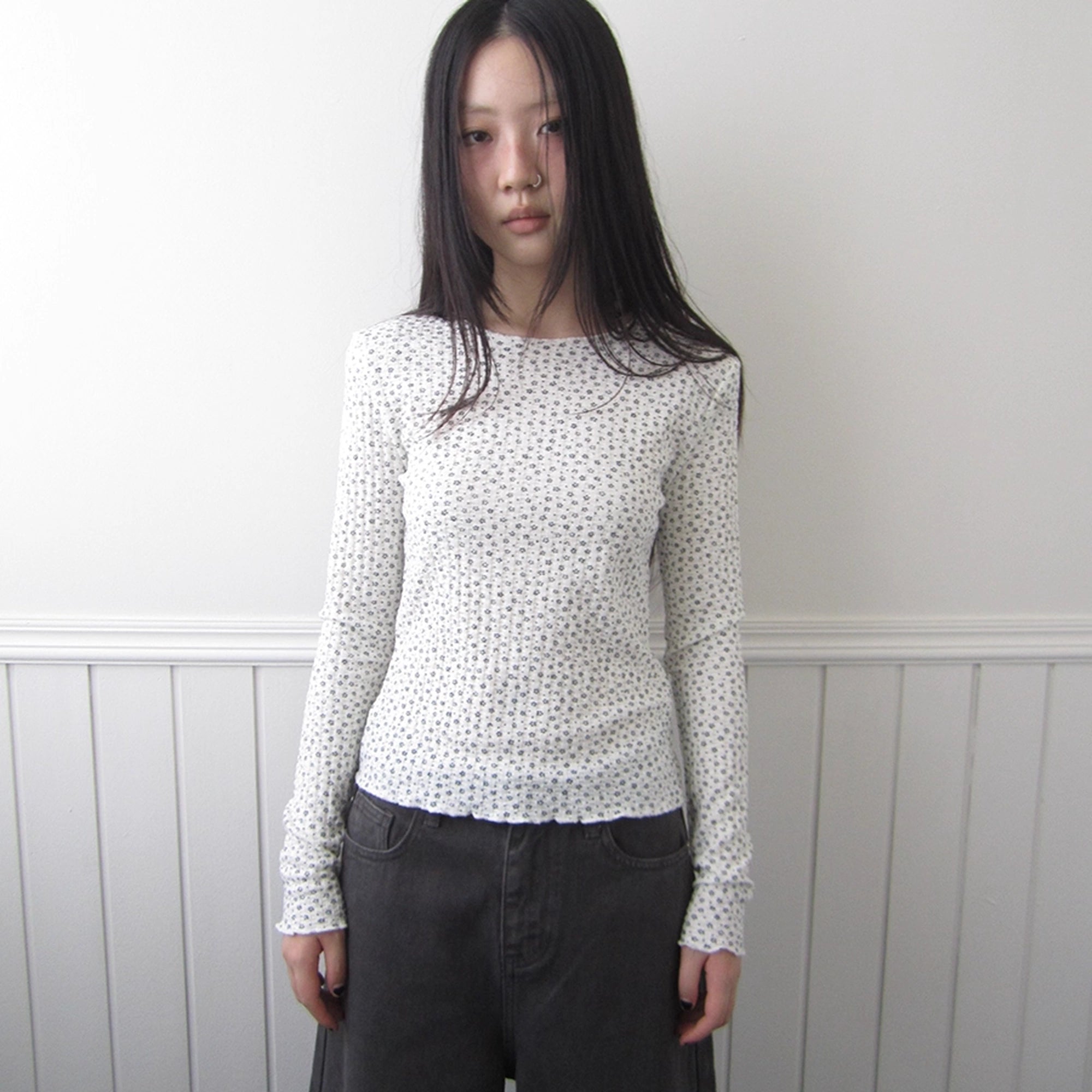 ang_project_Floral_Ruffle_Sleeve_Stretch_Top_MISSTT