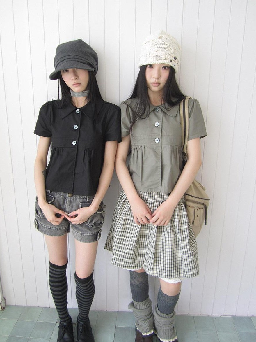 ang project Korean Pleated Three Button Collared Short Sleeve Cropped Women&