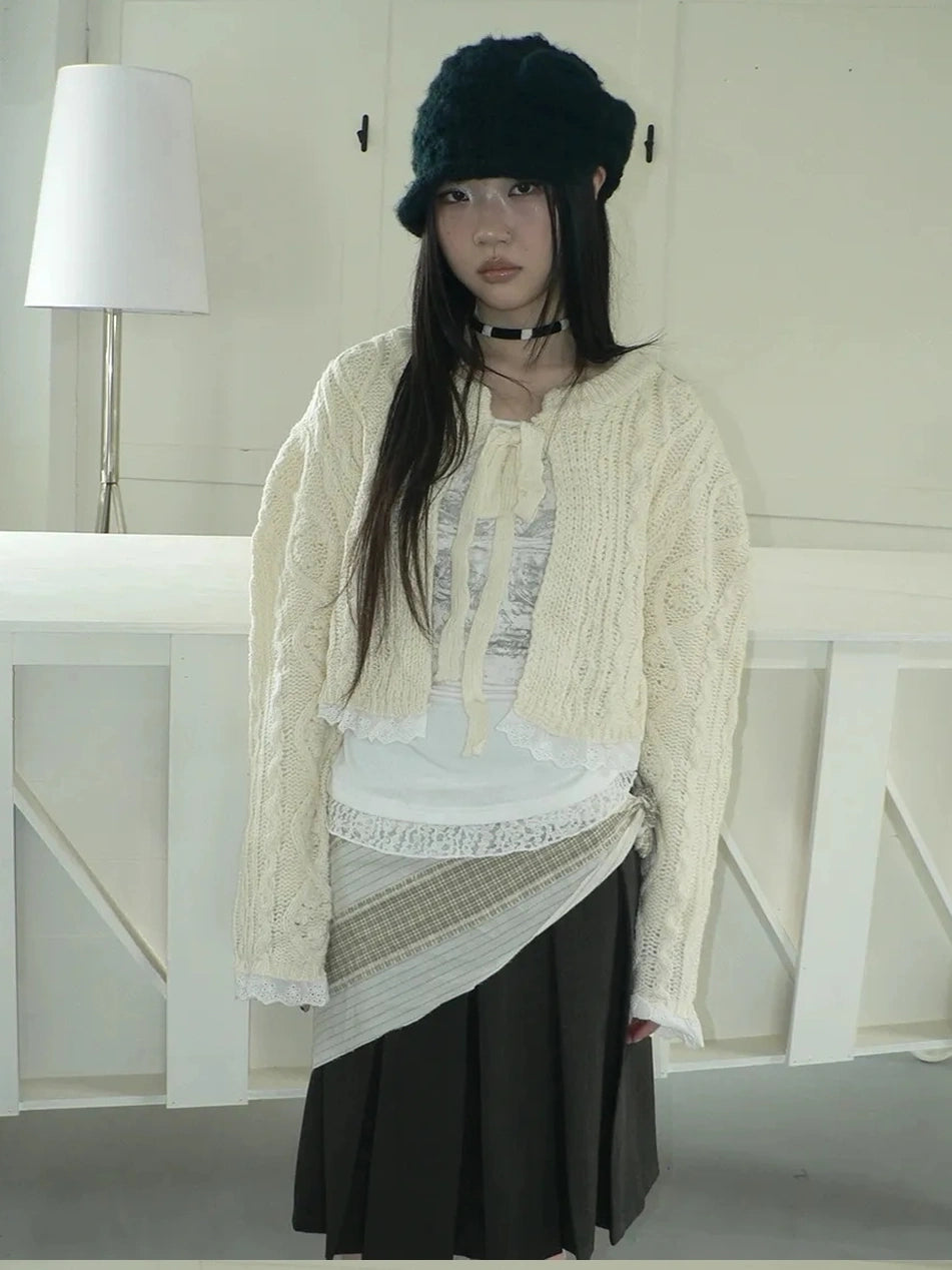 ang project Layered Lace Trim Cropped Cable Knit Sweater Sweater