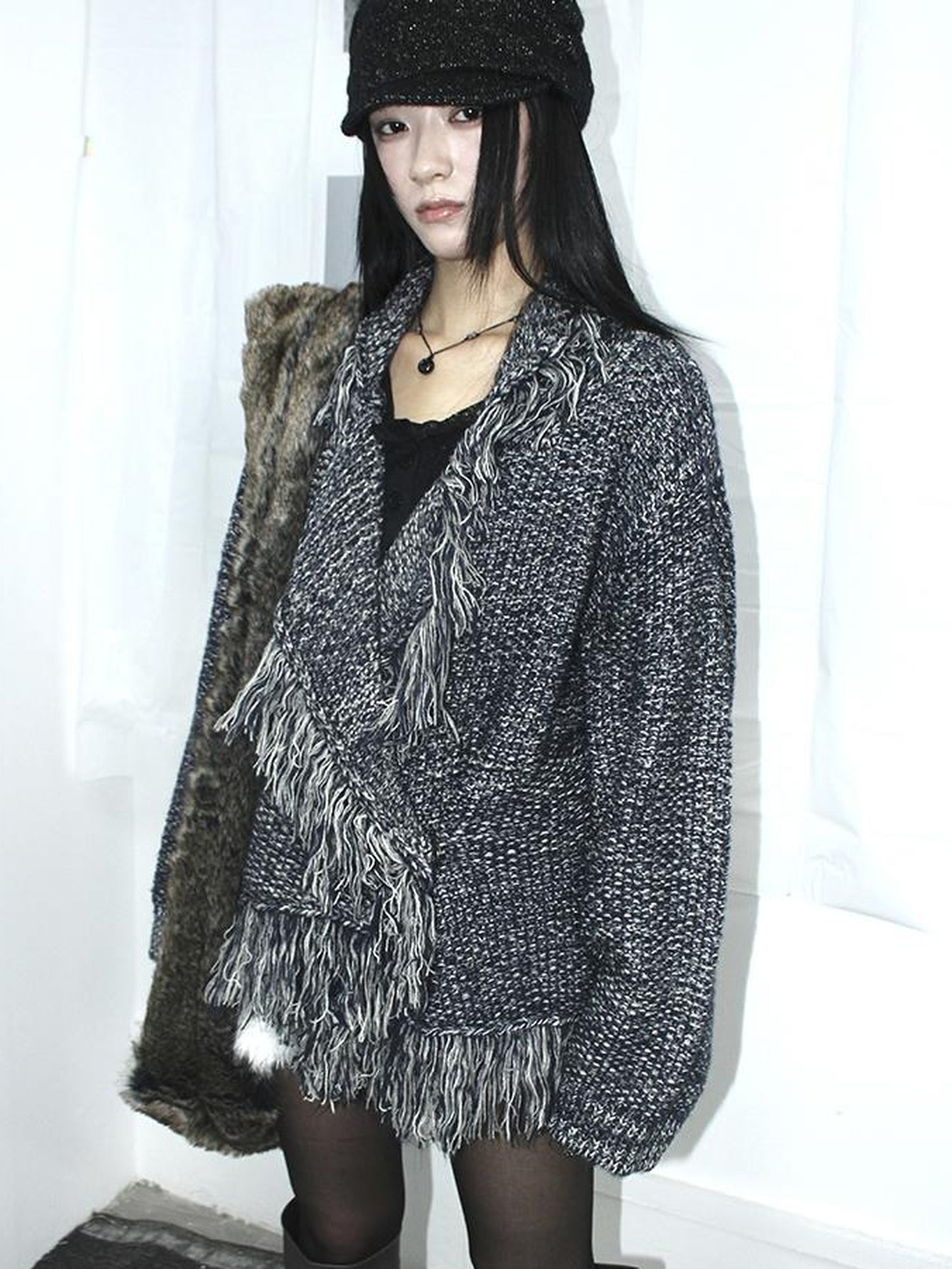 Updateang project Lightweight Tassel Cross Lapel Color Block Knit Cardigan