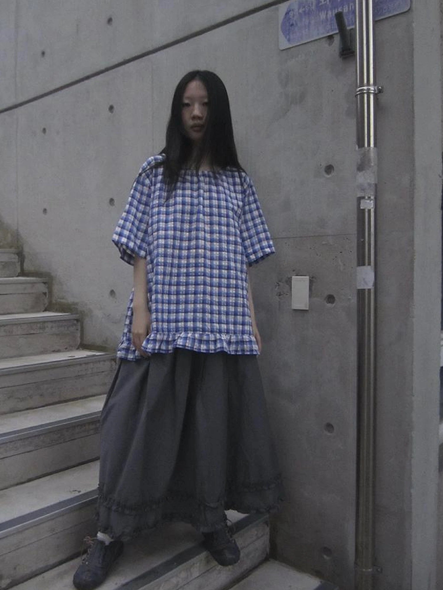 Retro Gray A Line Skirt With Lace Hem And Elastic Waist