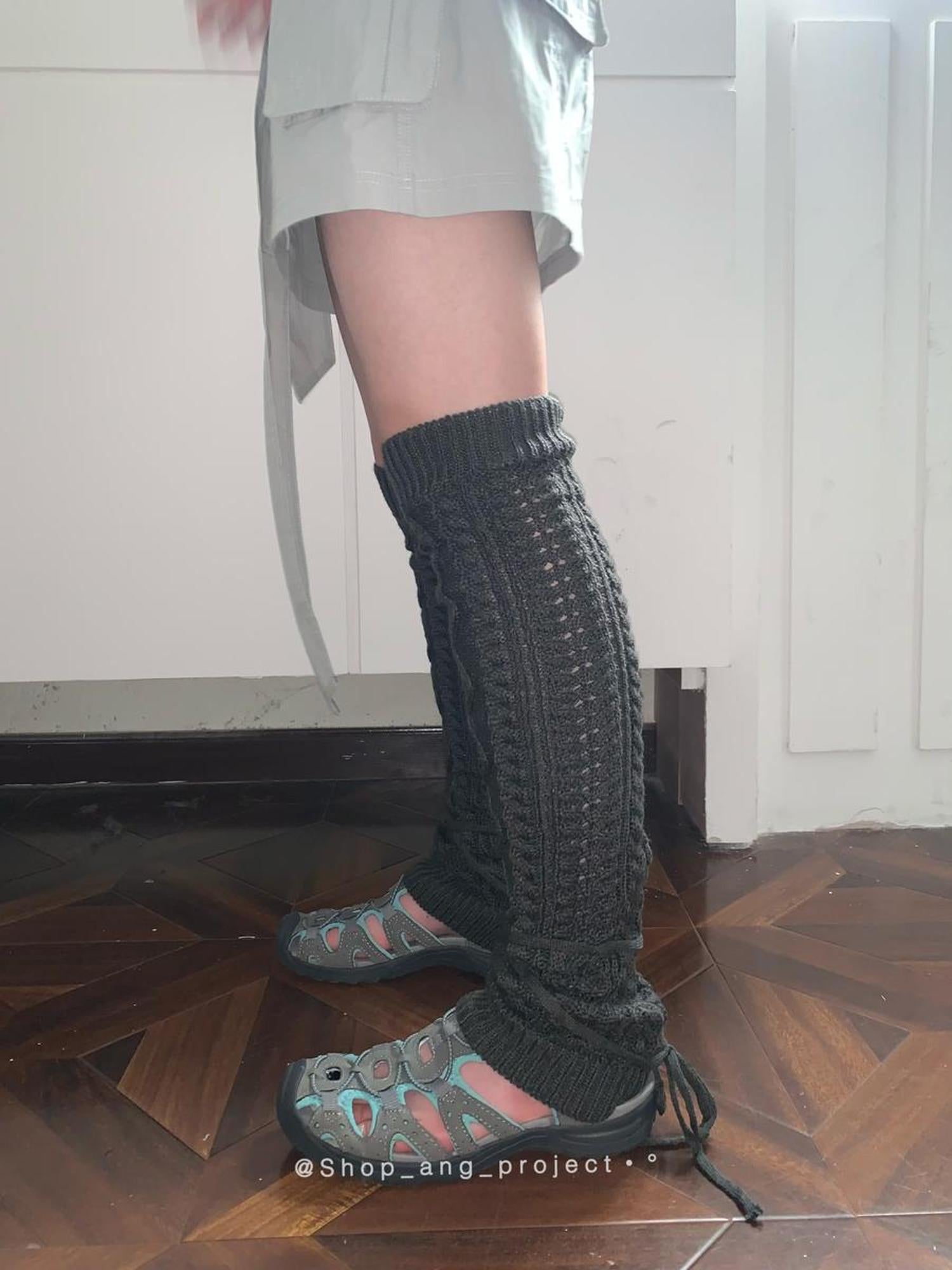 ang project Retro Twist Tie Solid Bubble Leg Warmers