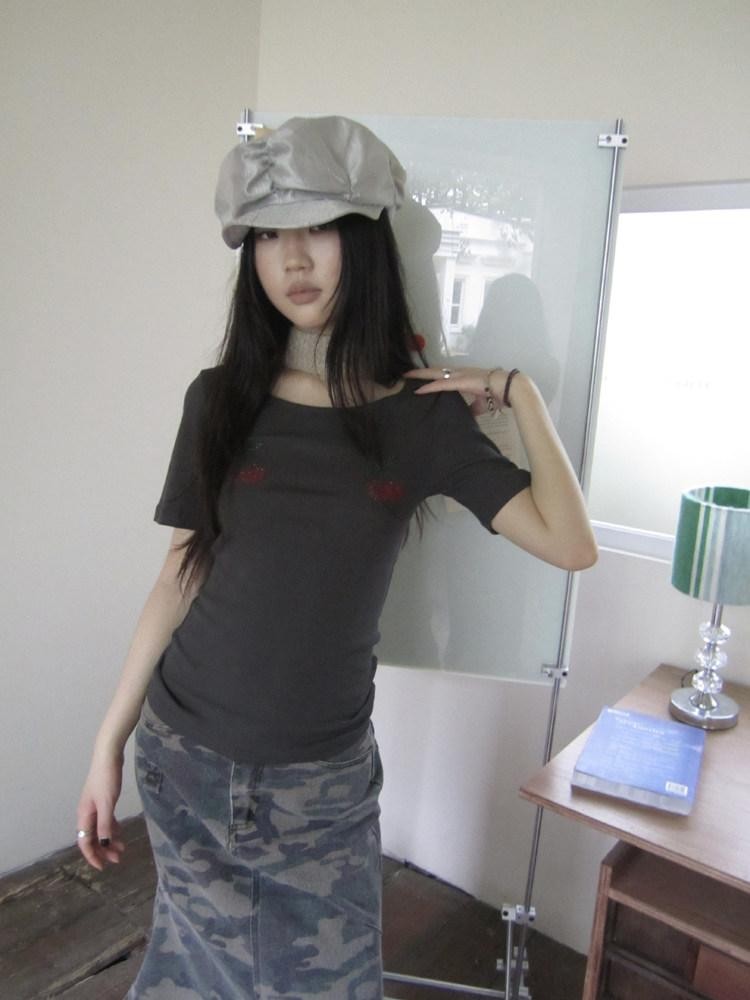 ang project Rhinestone Solid Slim Crew Neck Women&