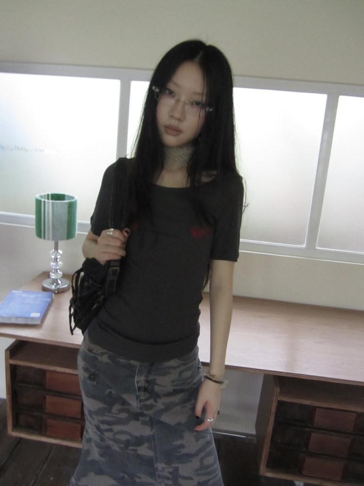 ang project Rhinestone Solid Slim Crew Neck Women&