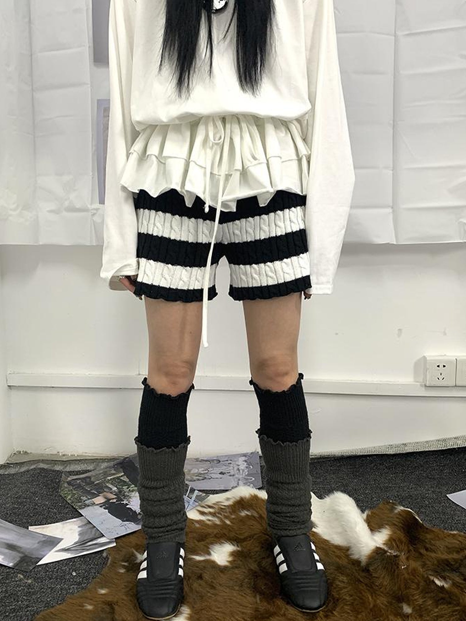 ang project Textured Stripe Knit Shorts Women Stretch Slim Fit Color Block