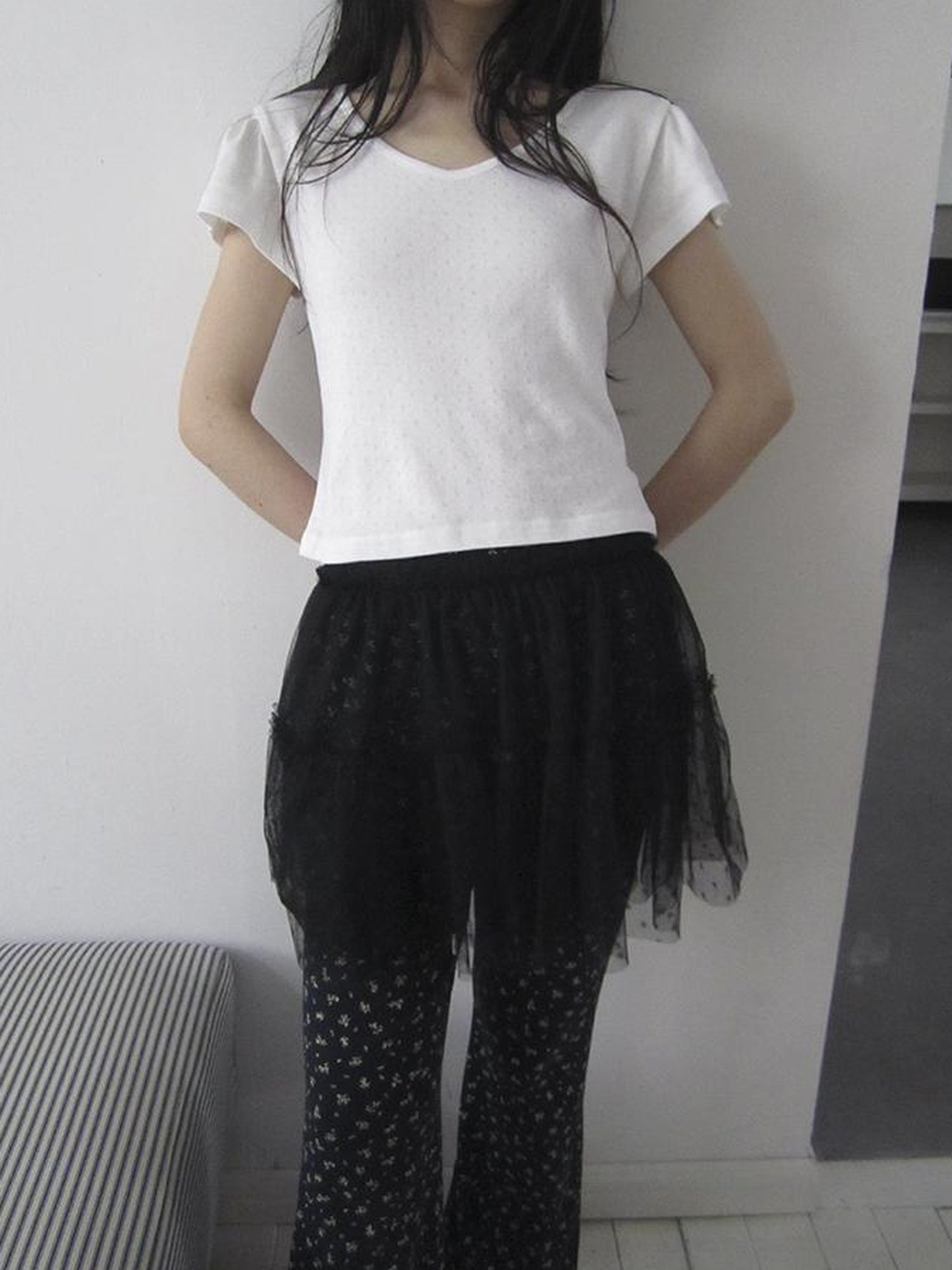 Updateang project V-Neck Crop Top With Small Wing Sleeves